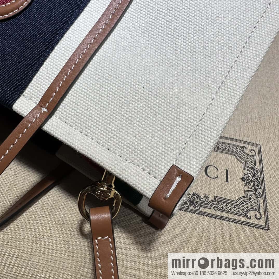 GUCCI SMALL INTERLOCKING G TOTE BAG 727728