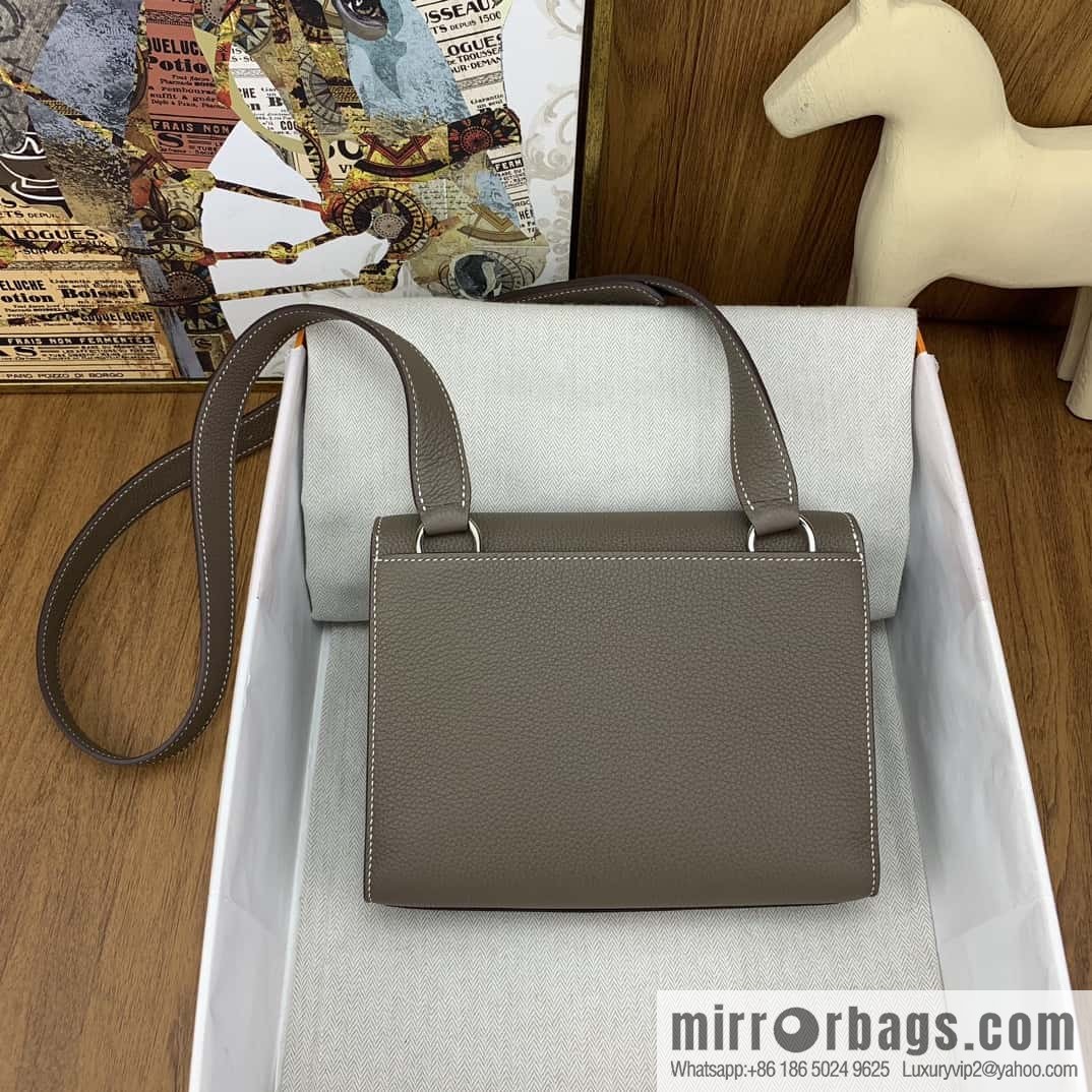 Hermès messenger bag Sac a depeches 21cm togo leather 18 elephant gray, silver buckle