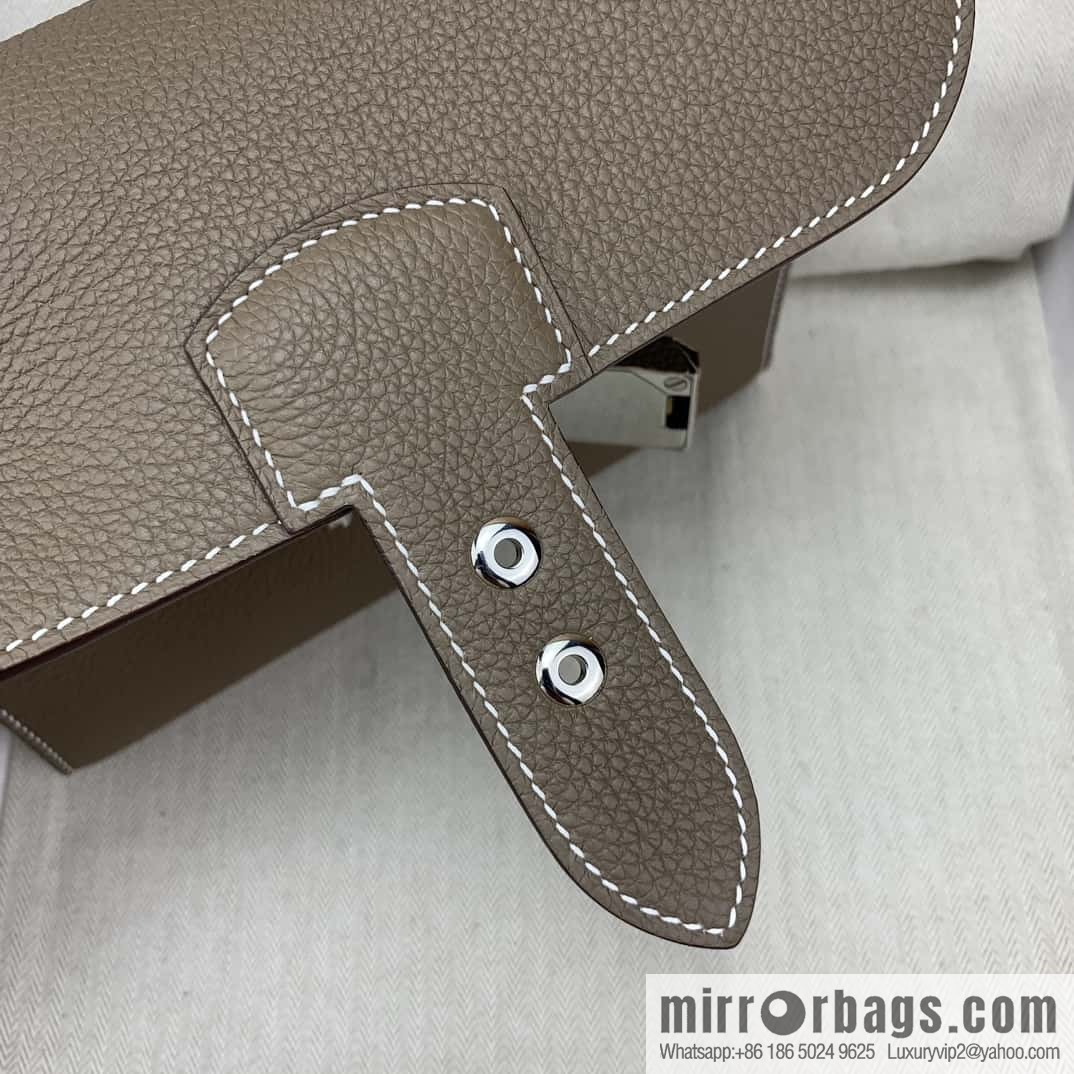 Hermès messenger bag Sac a depeches 21cm togo leather 18 elephant gray, silver buckle