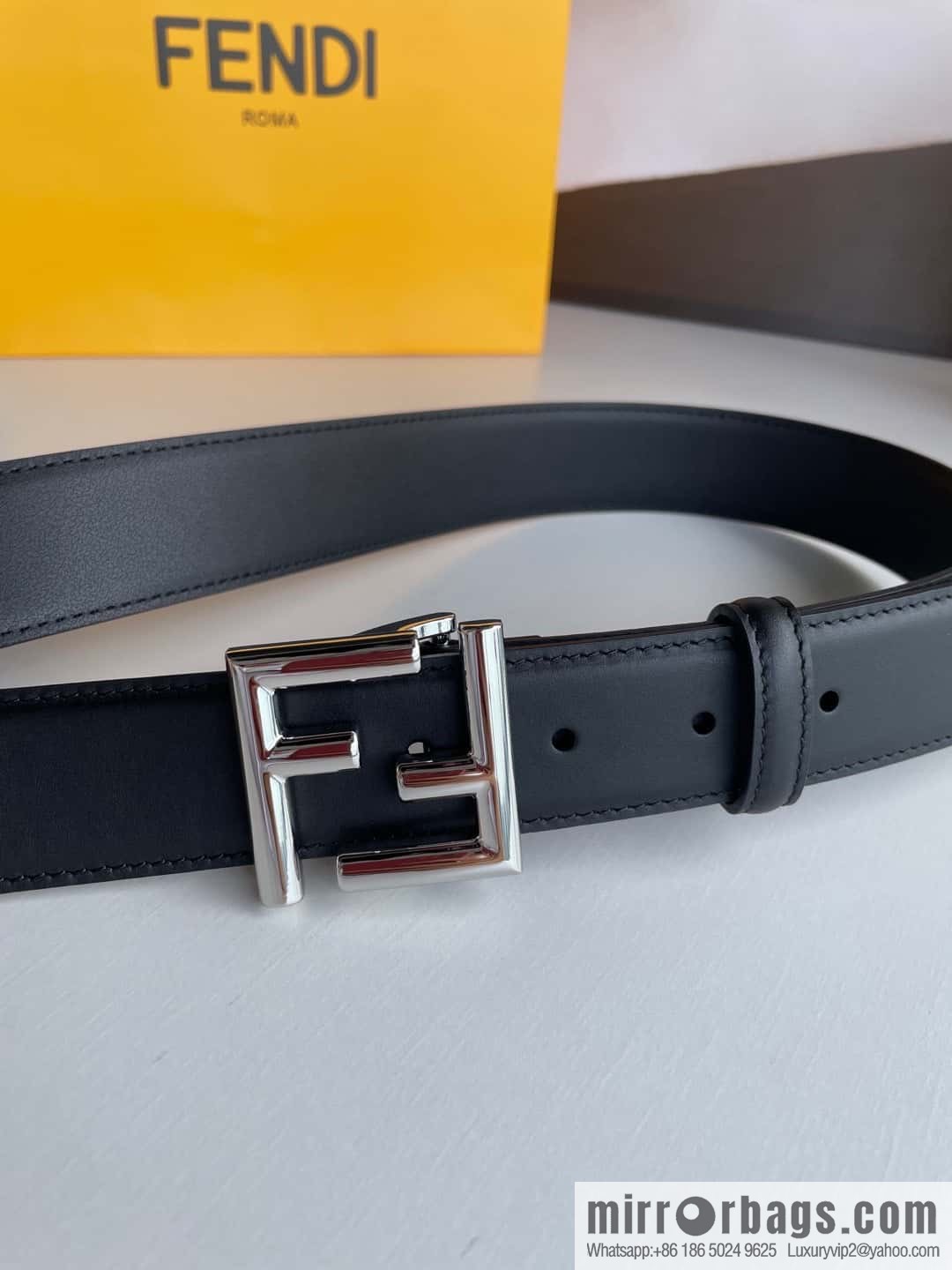 FENDI Fendi men's FF logo exquisite craftsmanship metal buckle, first layer cowhide belt