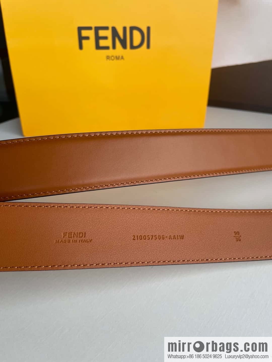 FENDI Fendi men's FF logo exquisite craftsmanship metal buckle, first layer cowhide belt