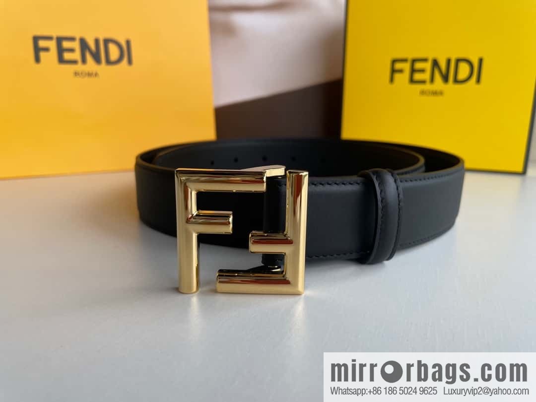 FENDI Fendi men's FF logo exquisite craftsmanship metal buckle, first layer cowhide belt