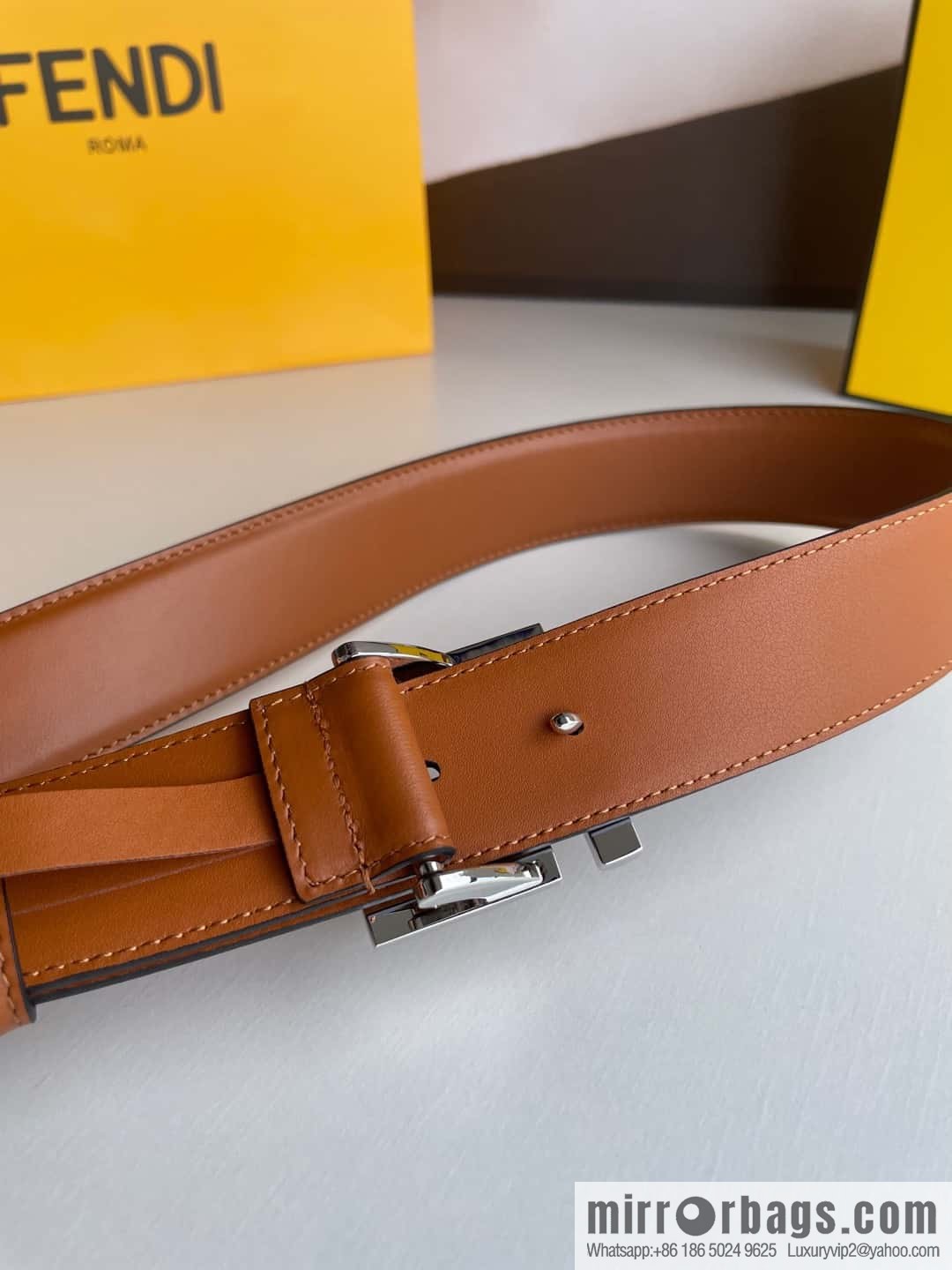FENDI Fendi men's FF logo exquisite craftsmanship metal buckle, first layer cowhide belt
