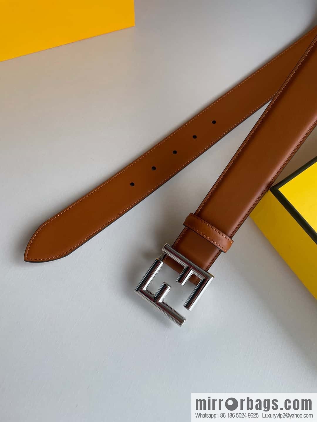 FENDI Fendi men's FF logo exquisite craftsmanship metal buckle, first layer cowhide belt
