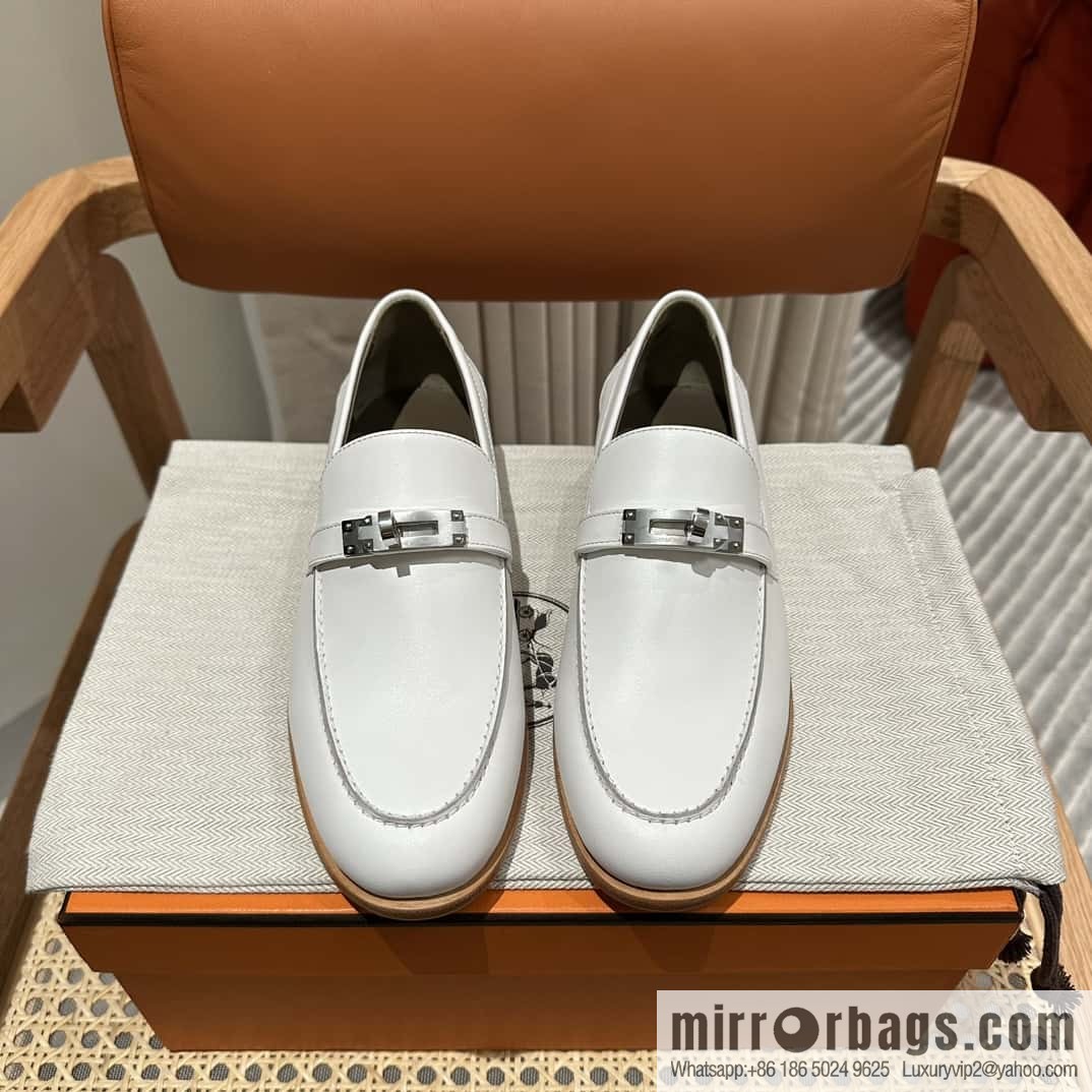 Hermès kelly buckle loafers
