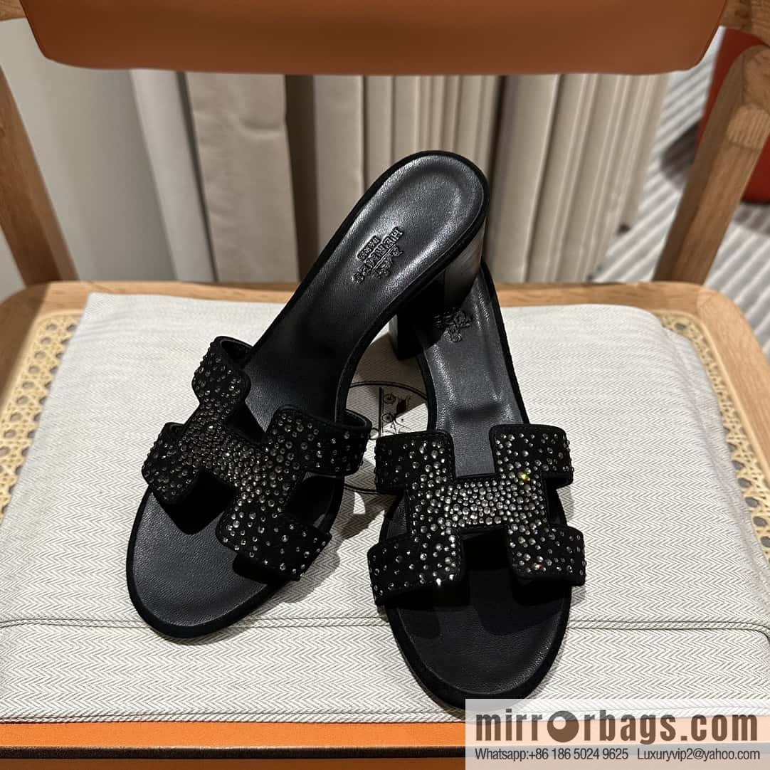 Hermès' latest diamond-faced H slippers