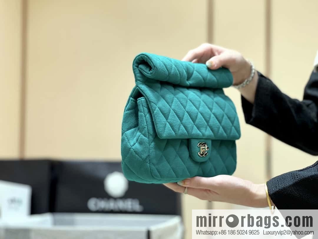 CHANEL Xiaoxiang 23A limited edition clutch bag AS4199
