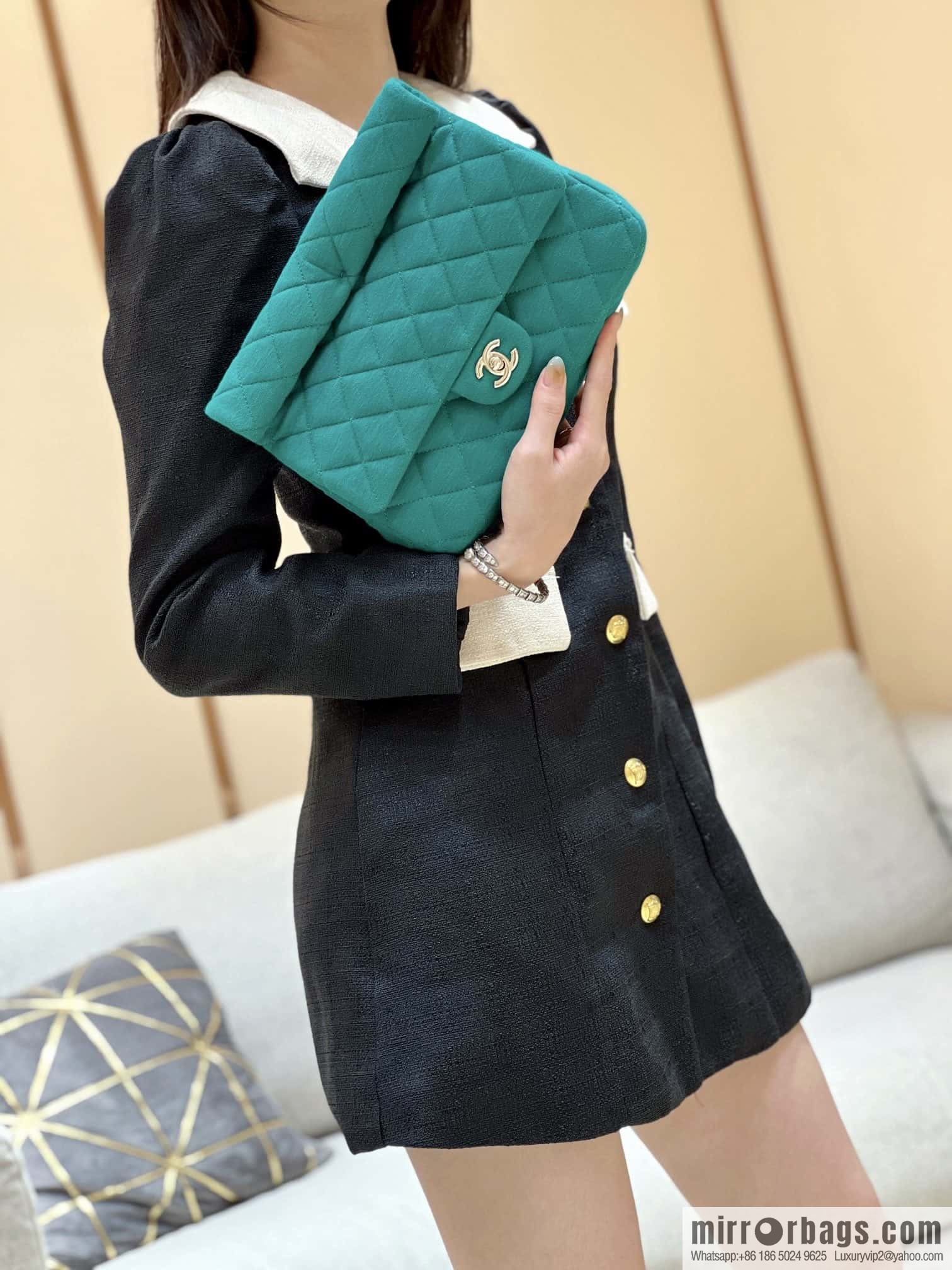 CHANEL Xiaoxiang 23A limited edition clutch bag AS4199