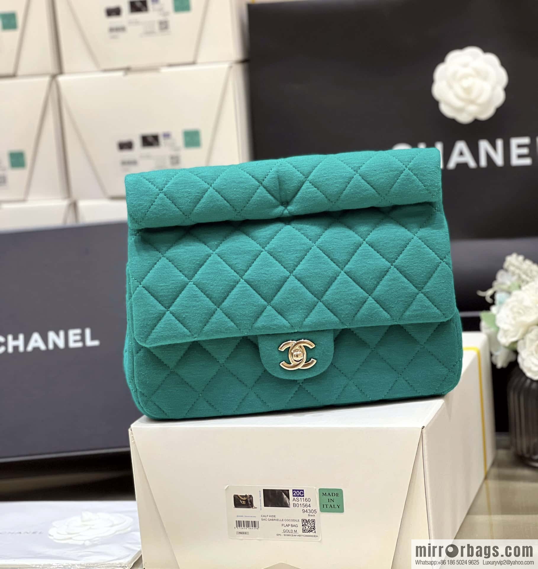 CHANEL Xiaoxiang 23A limited edition clutch bag AS4199