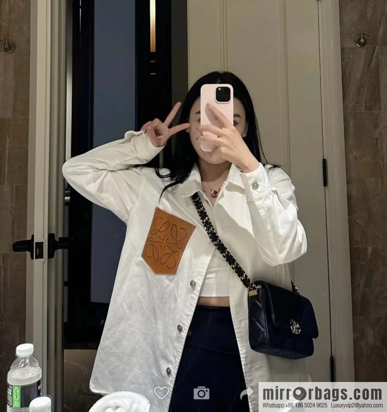 CHANEL 23K Autumn and Winter Series 19 Vintage Tofu Bag AS4423