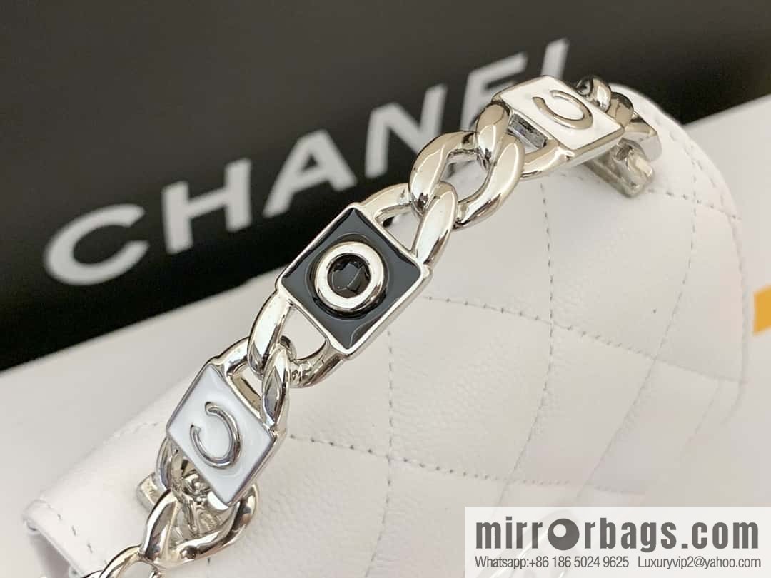 CHANEL 2022cc spring/summer collection, enamel handle small satchel AP2758 white