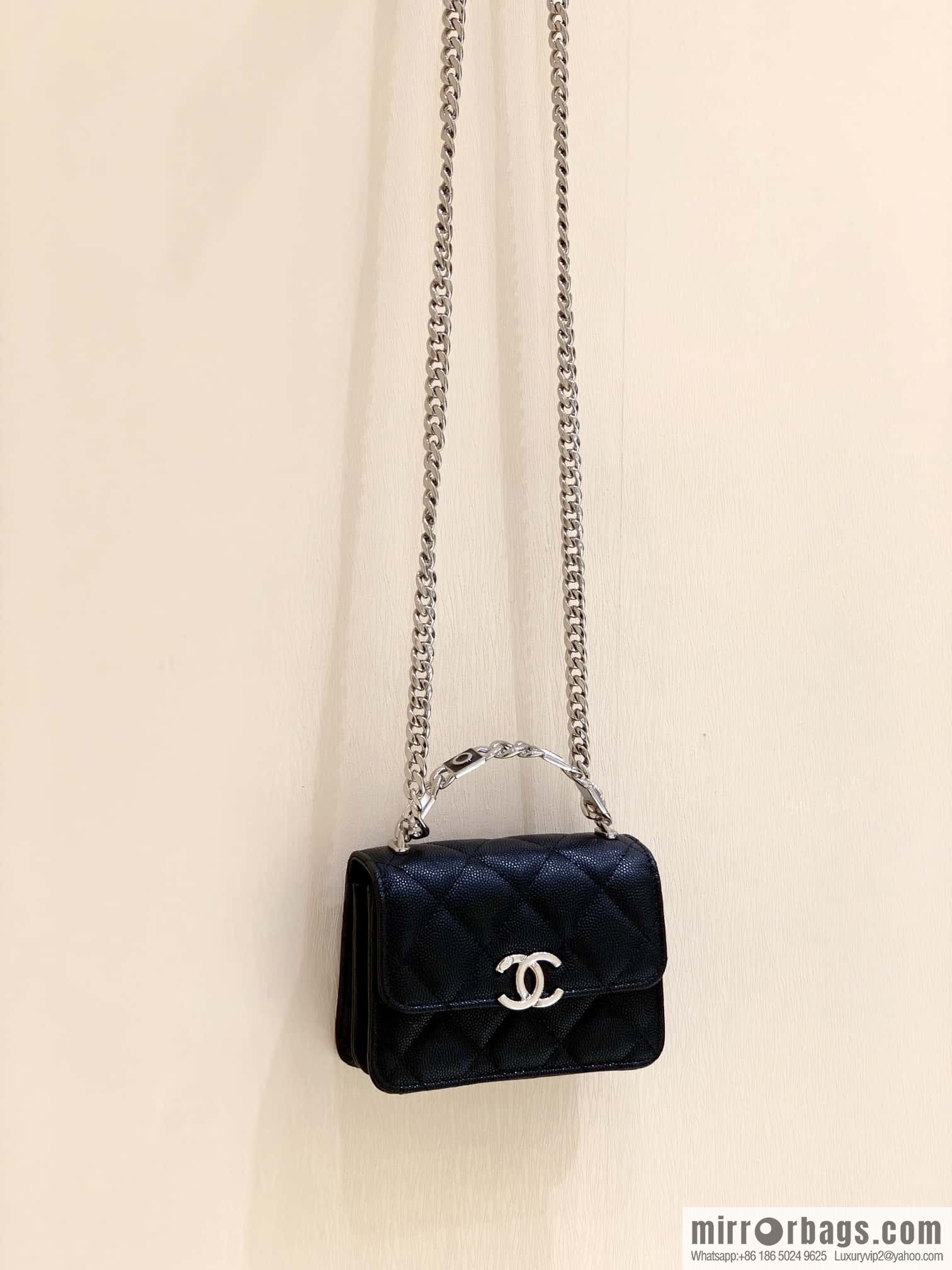 CHANEL 2022cc spring/summer collection, enamel handle small satchel AP2758 black