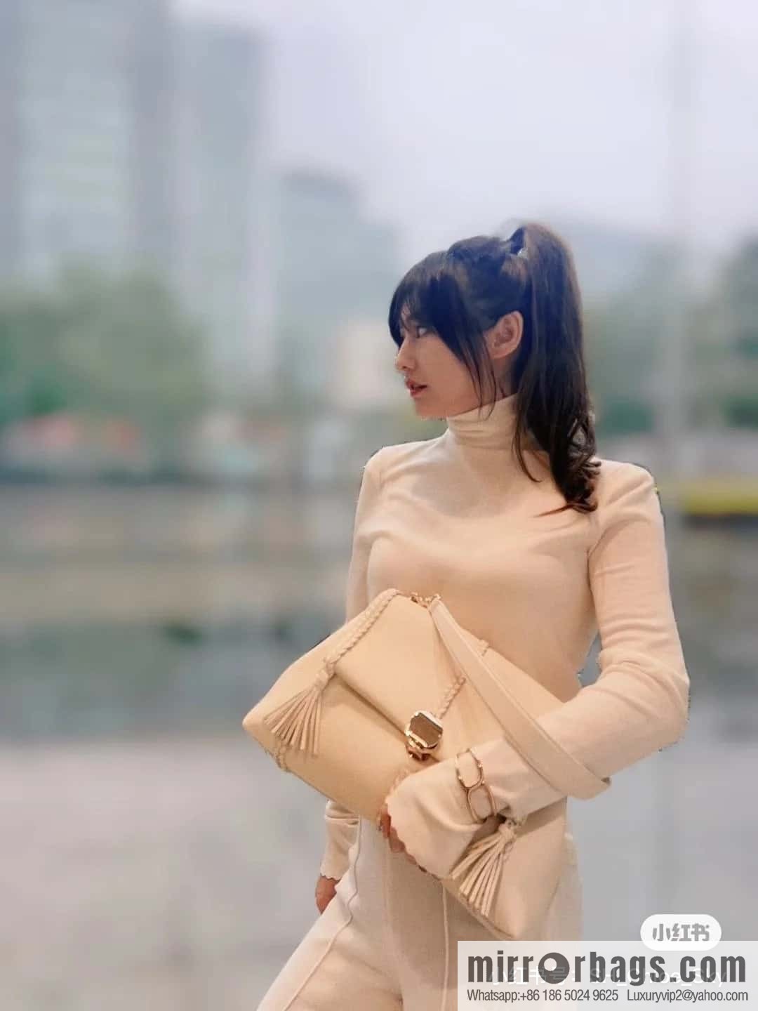 Chloe Penelope Gold Coin Bag, Large Dropped Leather, White 35cm