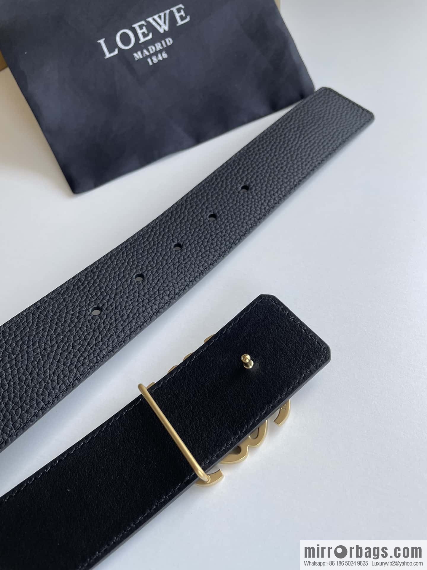 LOEVE Luo Yiwei stainless steel logo pattern metal buckle with the first layer of cowhide double-sided belt 40mm