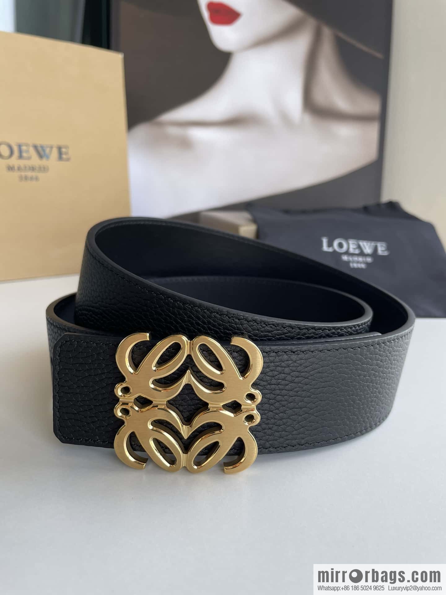 LOEVE Luo Yiwei stainless steel logo pattern metal buckle with the first layer of cowhide double-sided belt 40mm