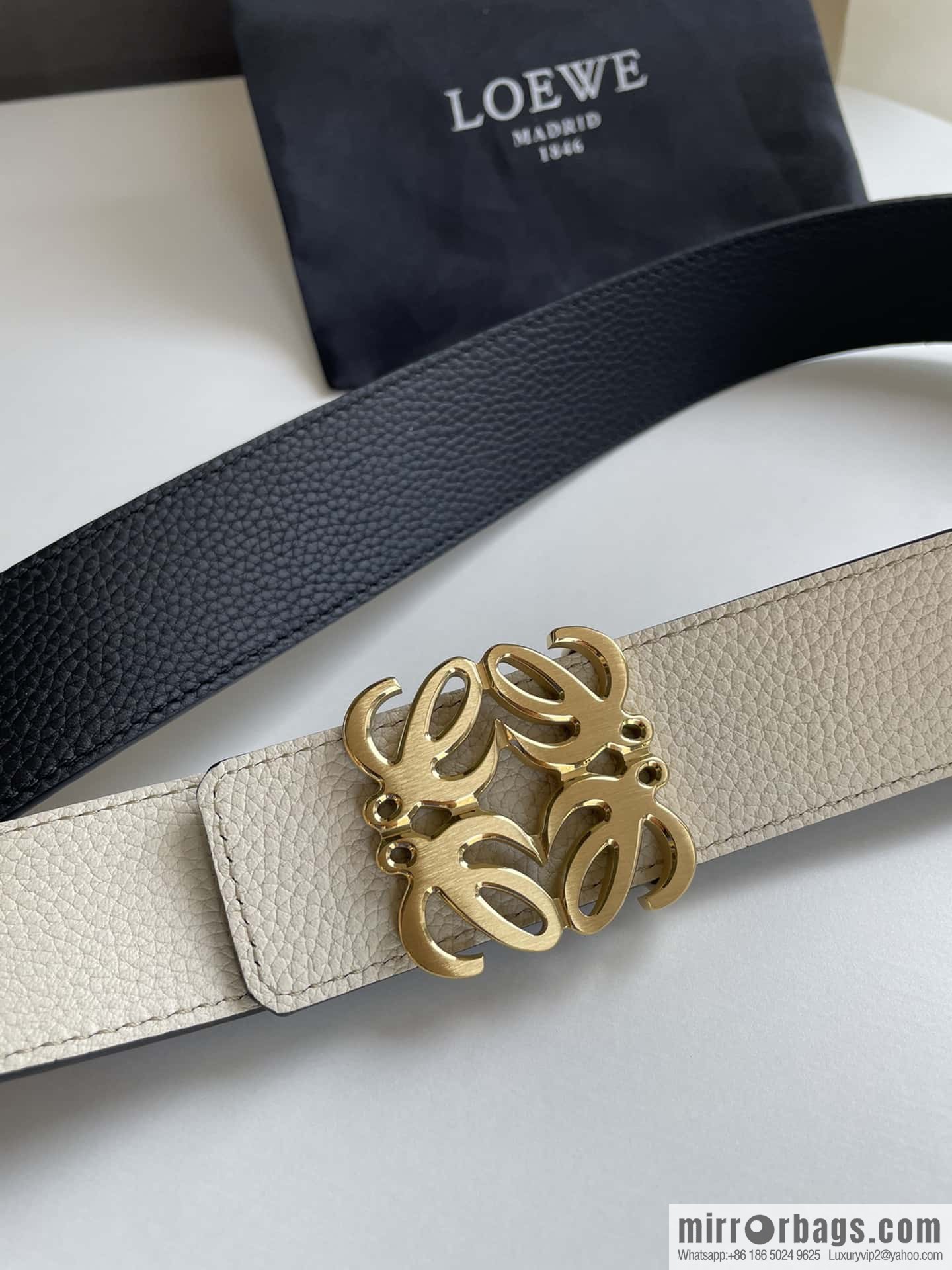 LOEVE Luo Yiwei stainless steel logo pattern metal buckle with the first layer of cowhide double-sided belt 40mm