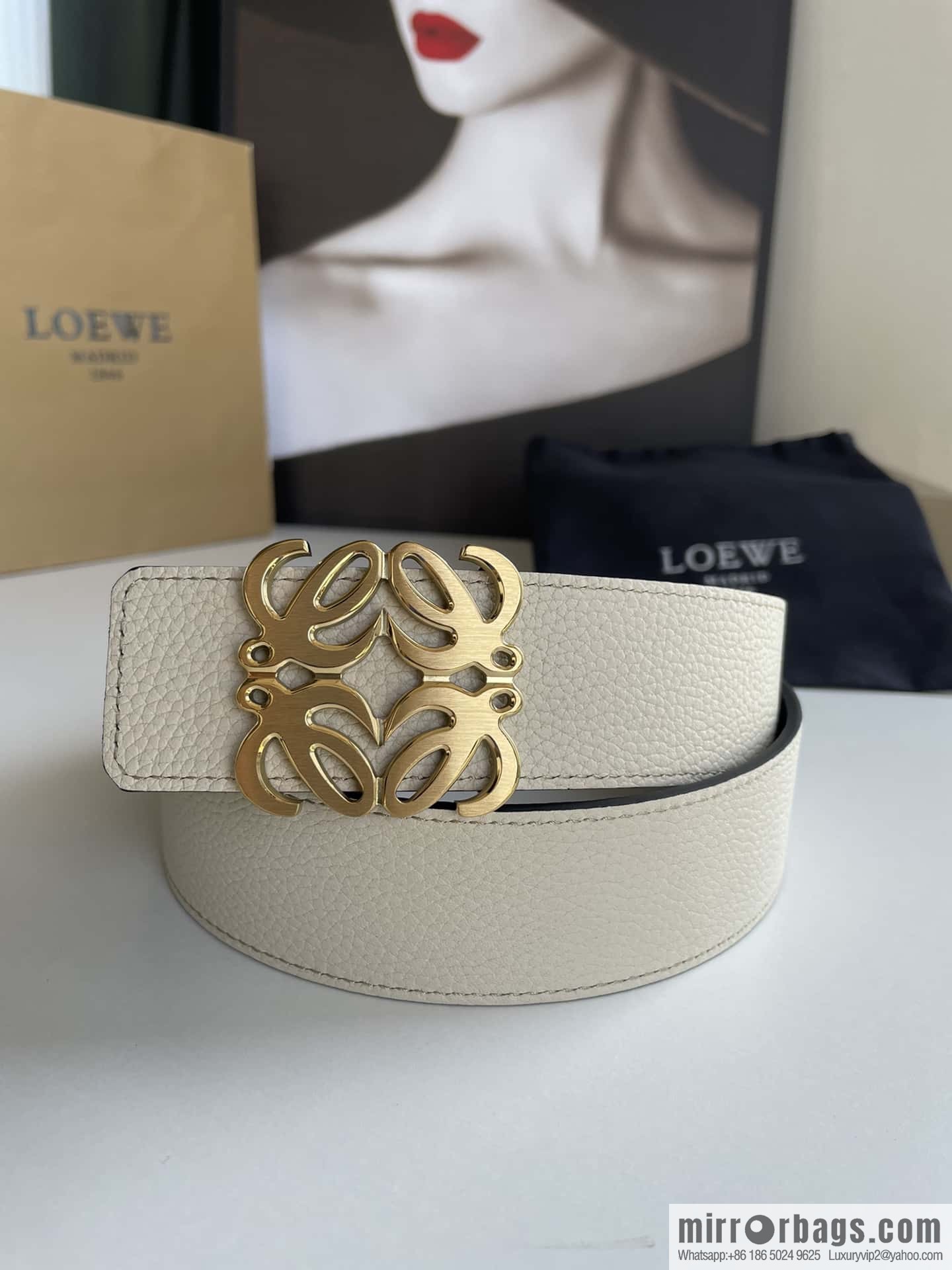 LOEVE Luo Yiwei stainless steel logo pattern metal buckle with the first layer of cowhide double-sided belt 40mm