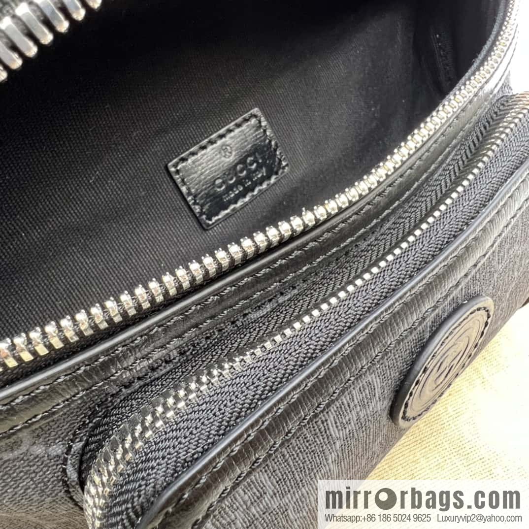 GUCCI GG large fanny pack 733240g glue
