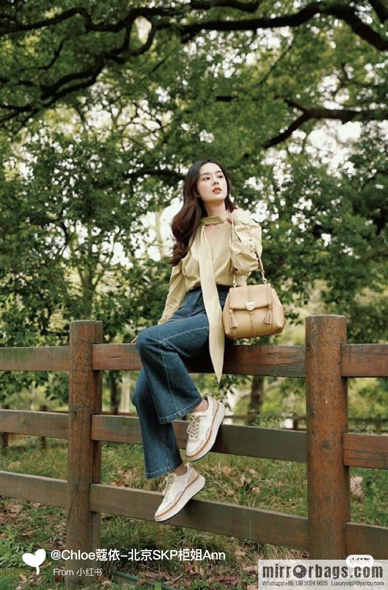 Chloe Penelope Gold Coin Bag, Medium Dropped Leather, Apricot 25CM