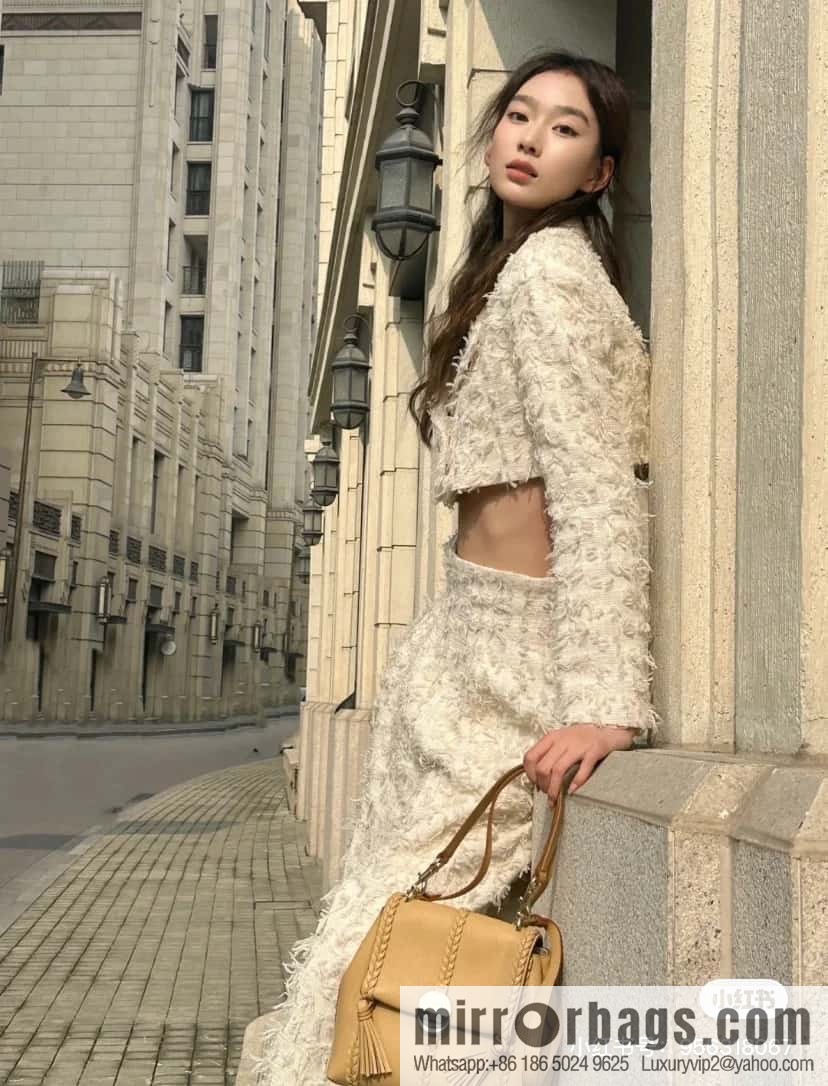 Chloe Penelope Gold Coin Bag, Medium Dropped Leather, Apricot 25CM