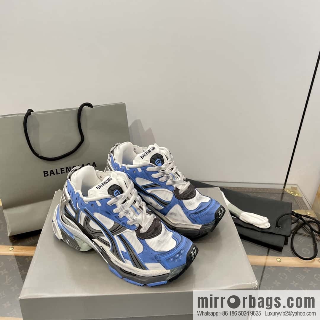 Balenciaga Balenciaga 𝐑𝐮𝐧𝐧𝐞𝐫|𝟐𝟎𝟐𝟑 Seventh Generation. Vintage Old Daddy Sneakers
