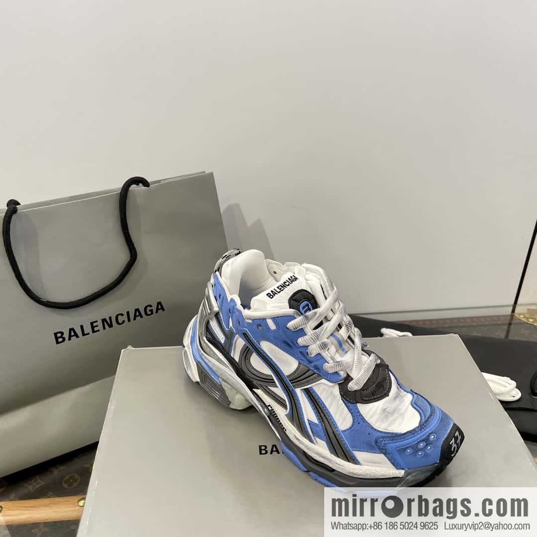 Balenciaga Balenciaga 𝐑𝐮𝐧𝐧𝐞𝐫|𝟐𝟎𝟐𝟑 Seventh Generation. Vintage Old Daddy Sneakers