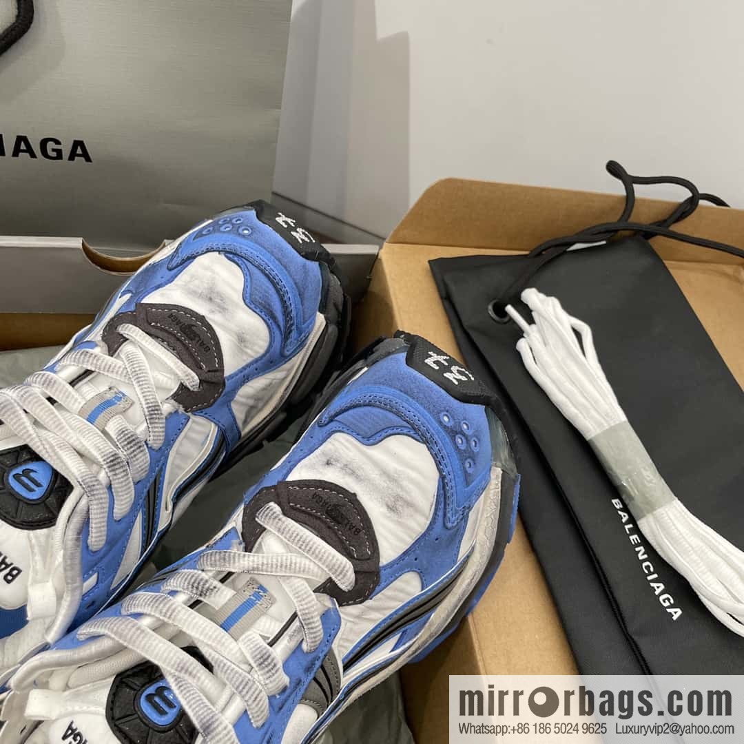 Balenciaga Balenciaga 𝐑𝐮𝐧𝐧𝐞𝐫|𝟐𝟎𝟐𝟑 Seventh Generation. Vintage Old Daddy Sneakers