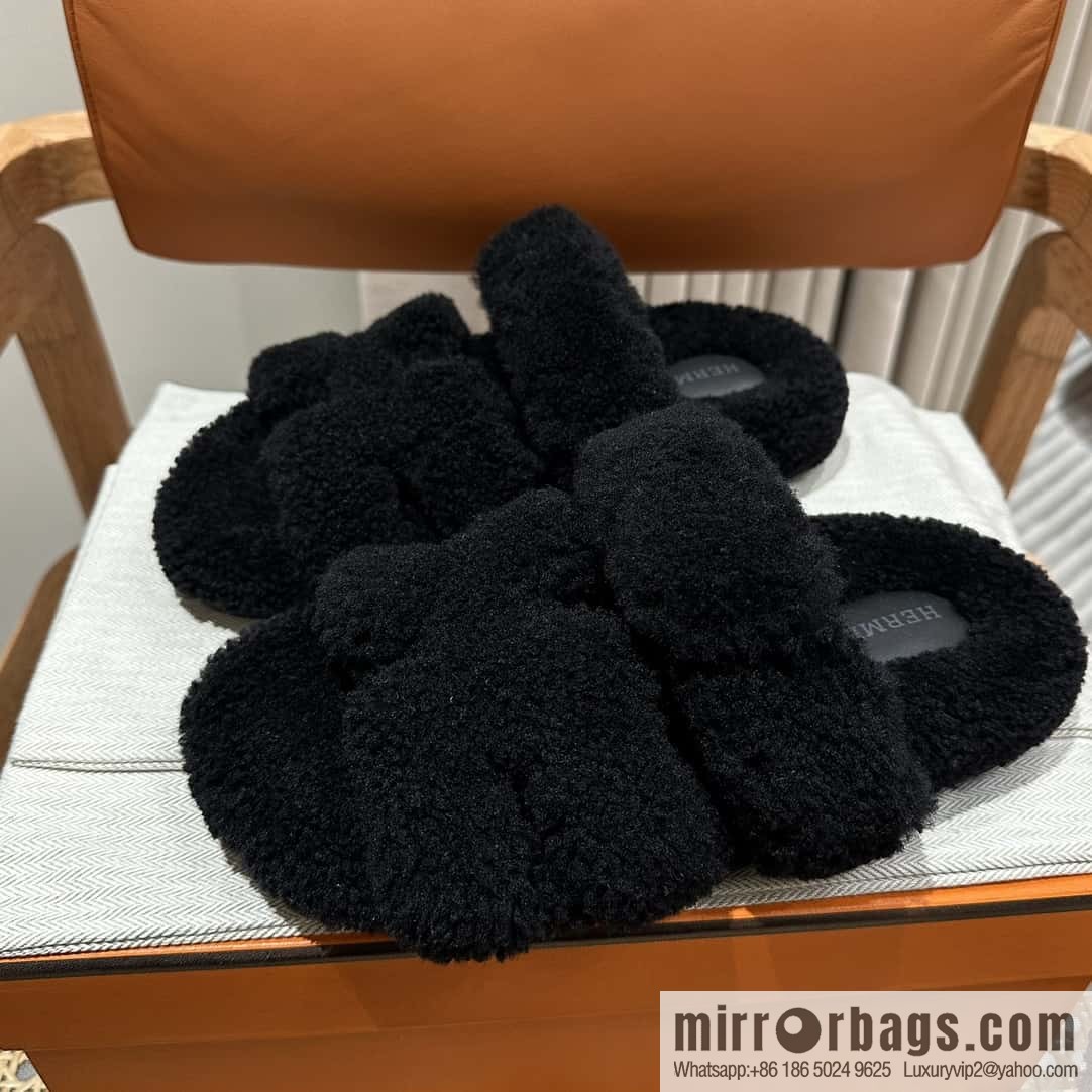 Hermès plush second uncle shoes Chypre sandals