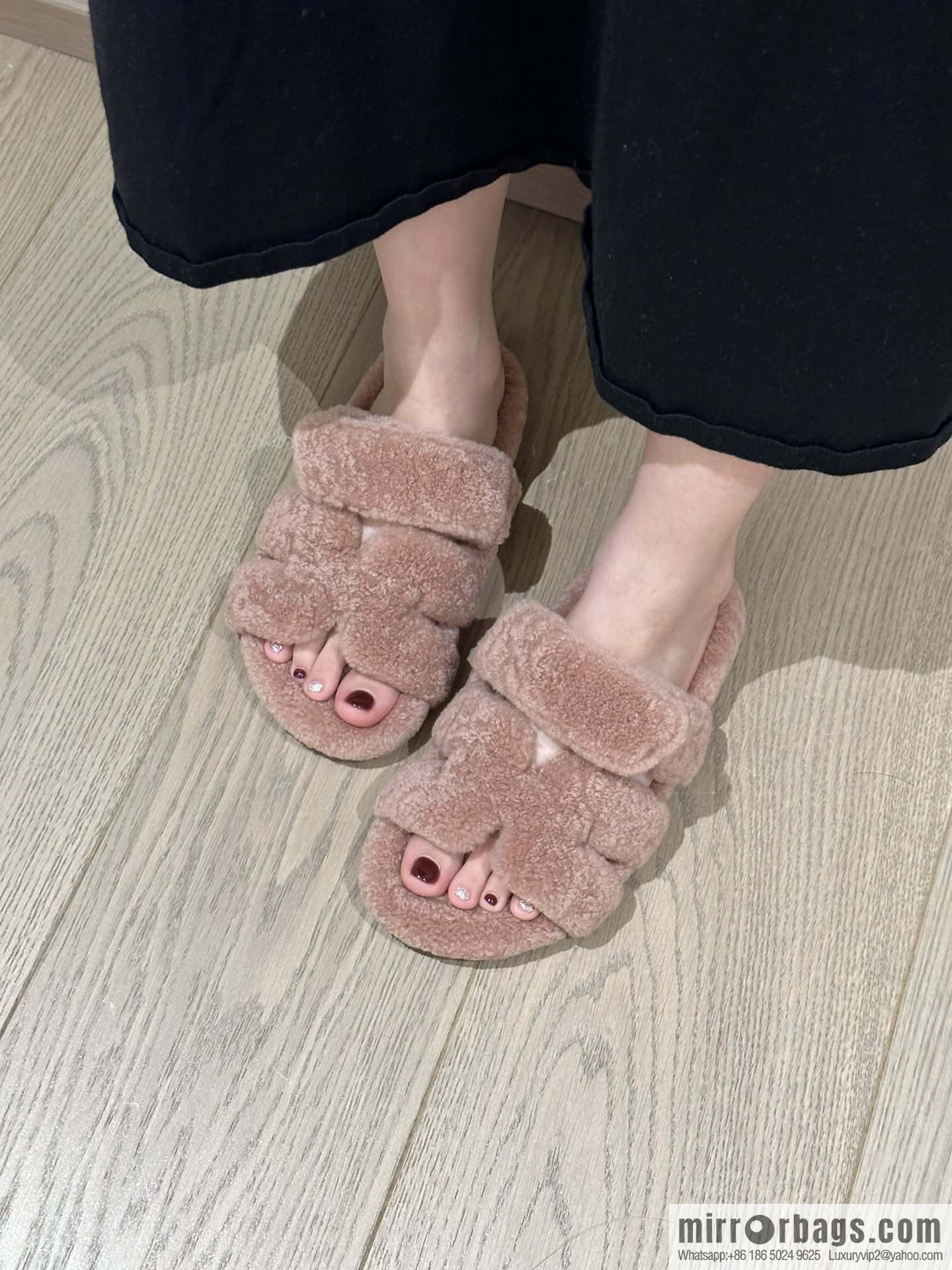 Hermès plush second uncle shoes Chypre sandals
