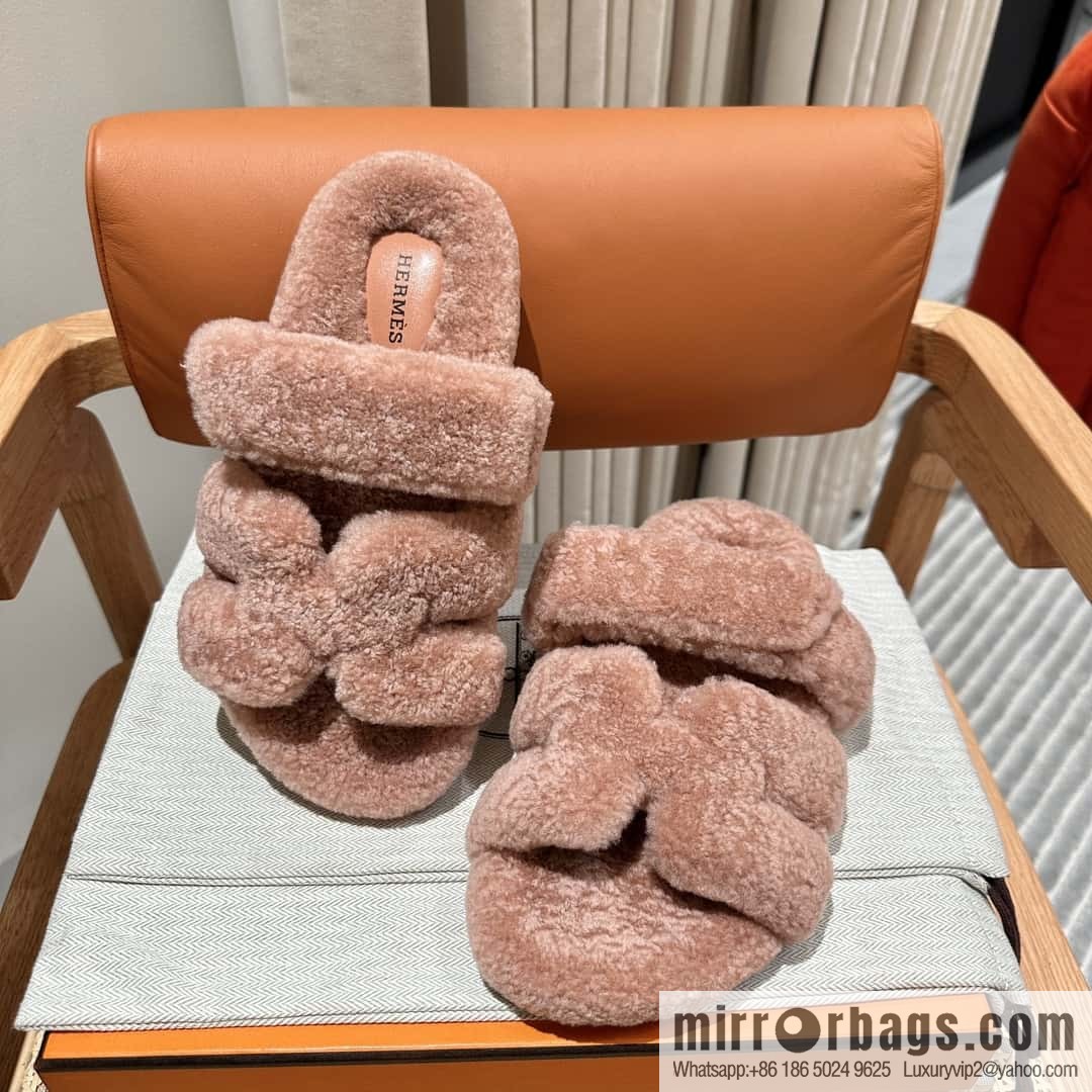 Hermès plush second uncle shoes Chypre sandals