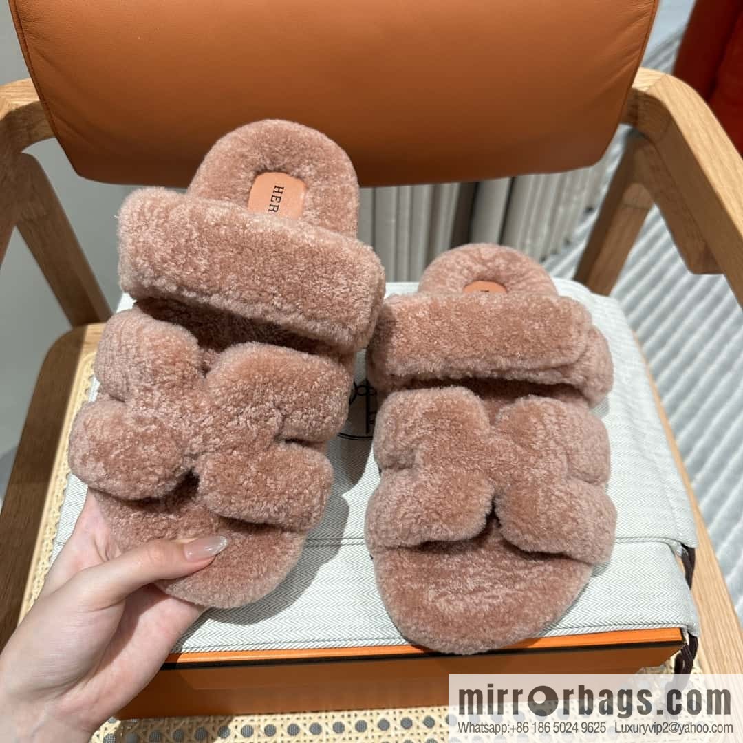Hermès plush second uncle shoes Chypre sandals