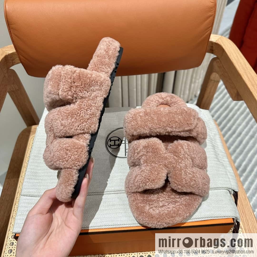 Hermès plush second uncle shoes Chypre sandals