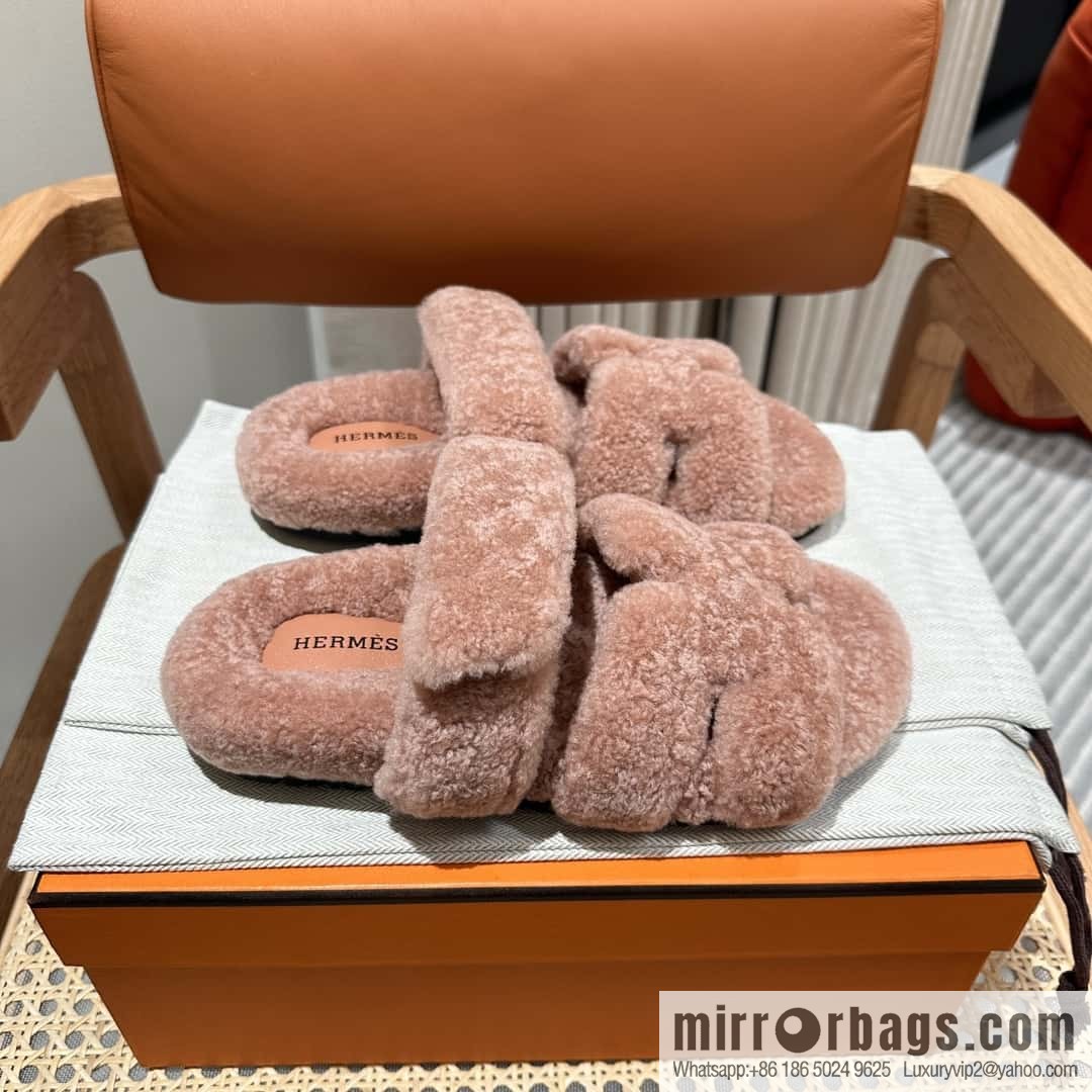 Hermès plush second uncle shoes Chypre sandals