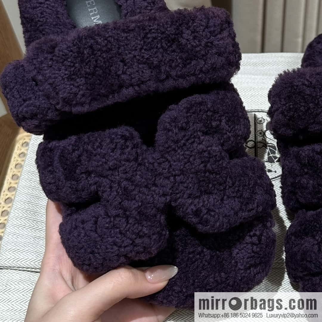 Hermès plush second uncle shoes Chypre sandals