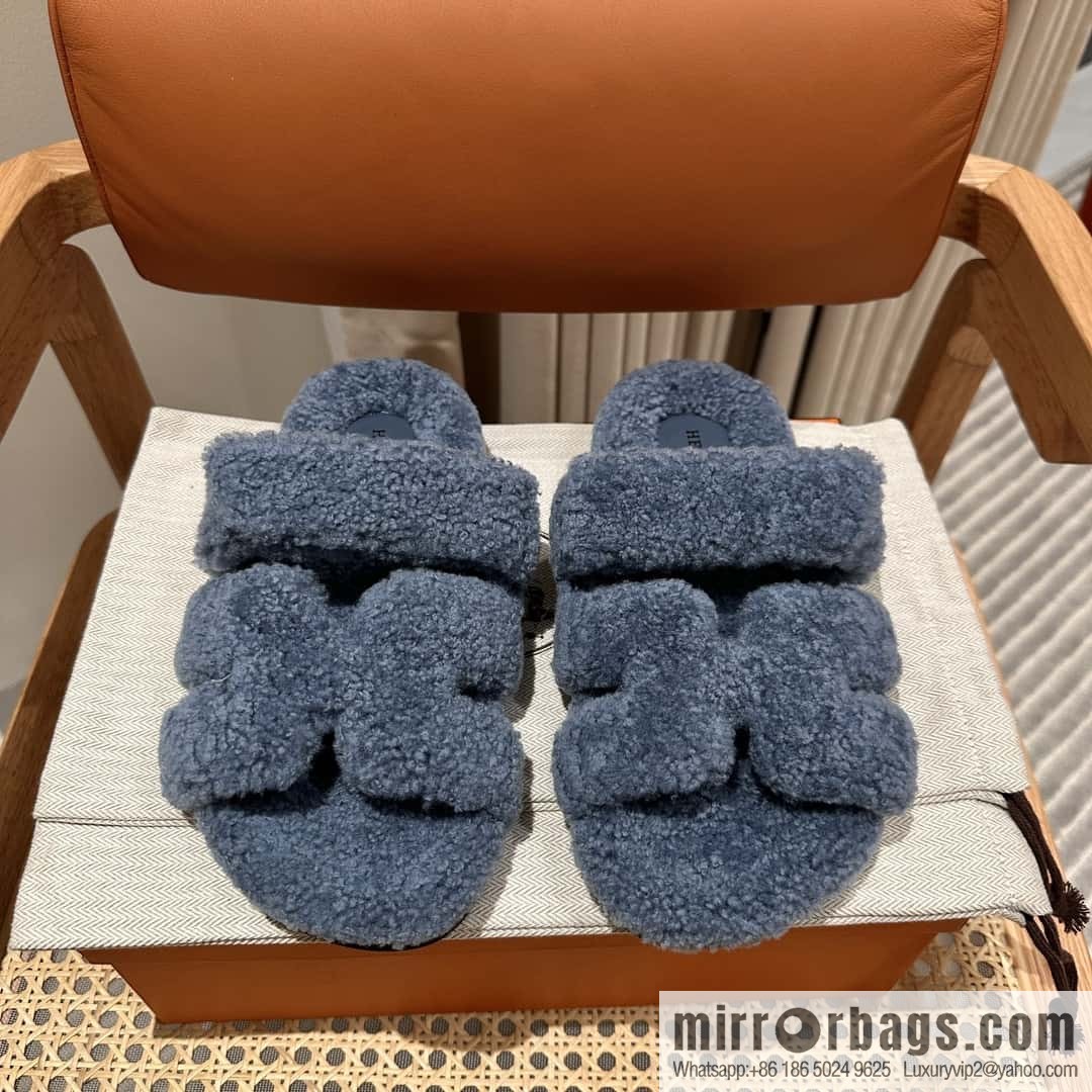 Hermès plush second uncle shoes Chypre sandals, premium blue