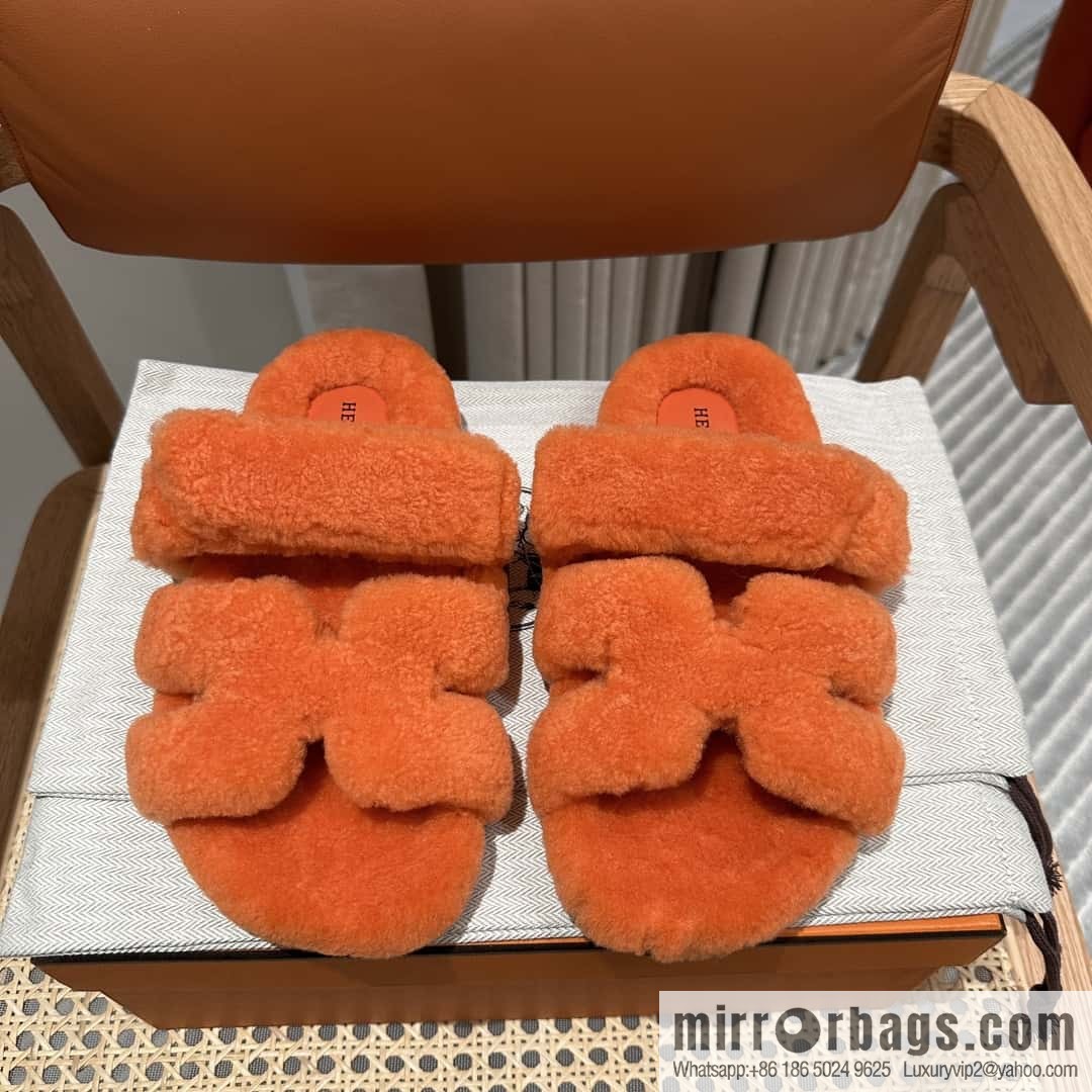 Hermès plush shoes Chypre sandals, orange