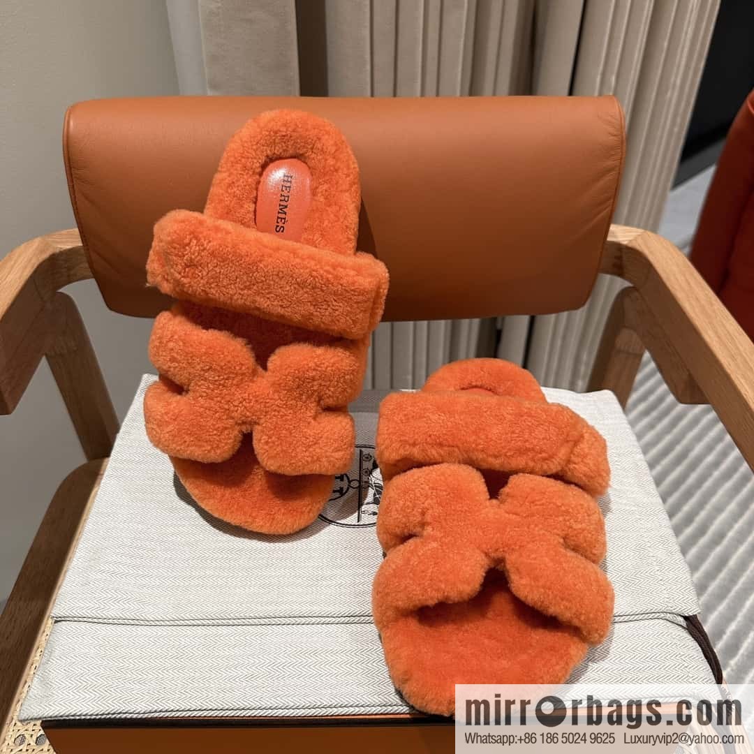 Hermès plush shoes Chypre sandals, orange