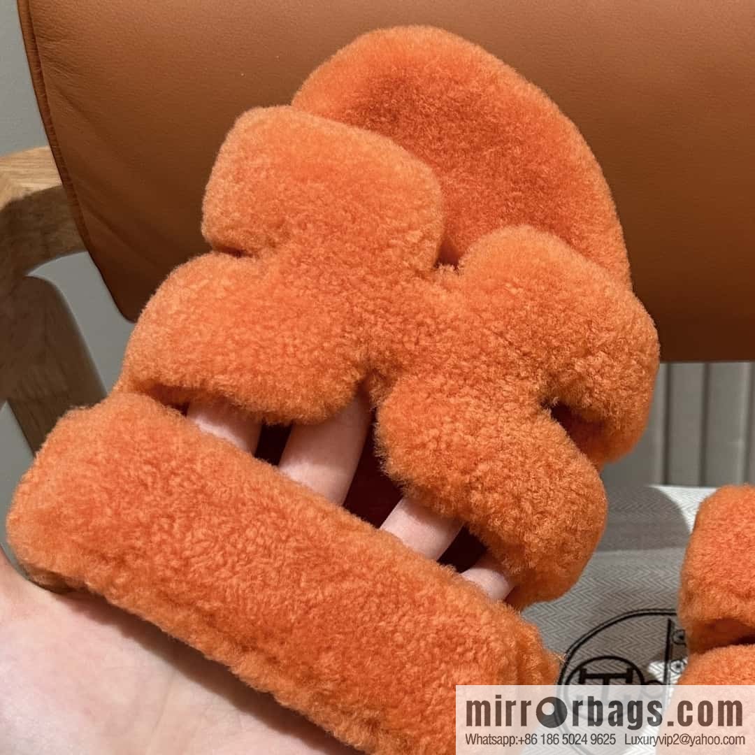 Hermès plush shoes Chypre sandals, orange