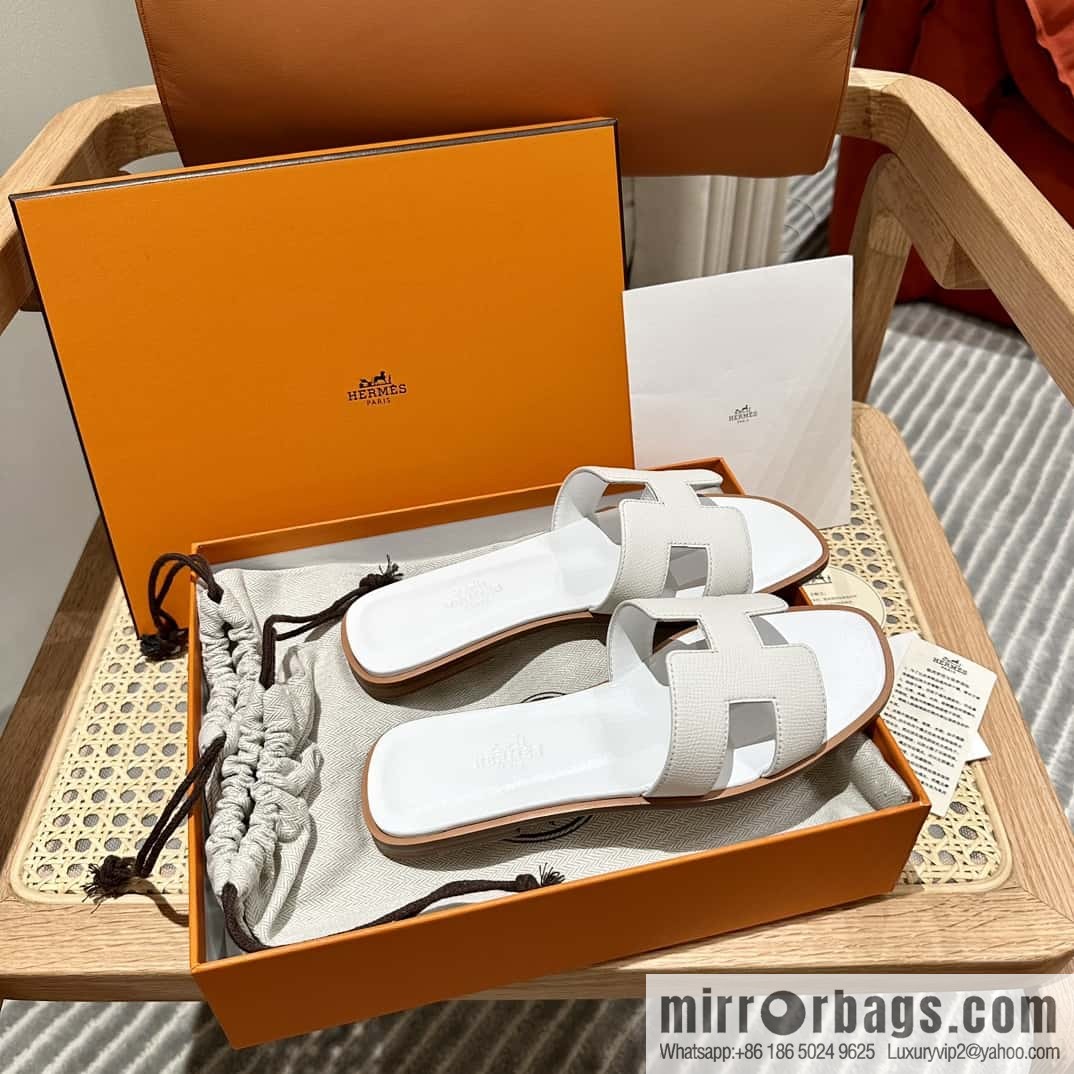 Hermès leather outsole H slippers, white