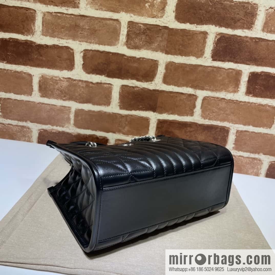 GUCCI GG Marmont small matlassétote bag 681483 gr