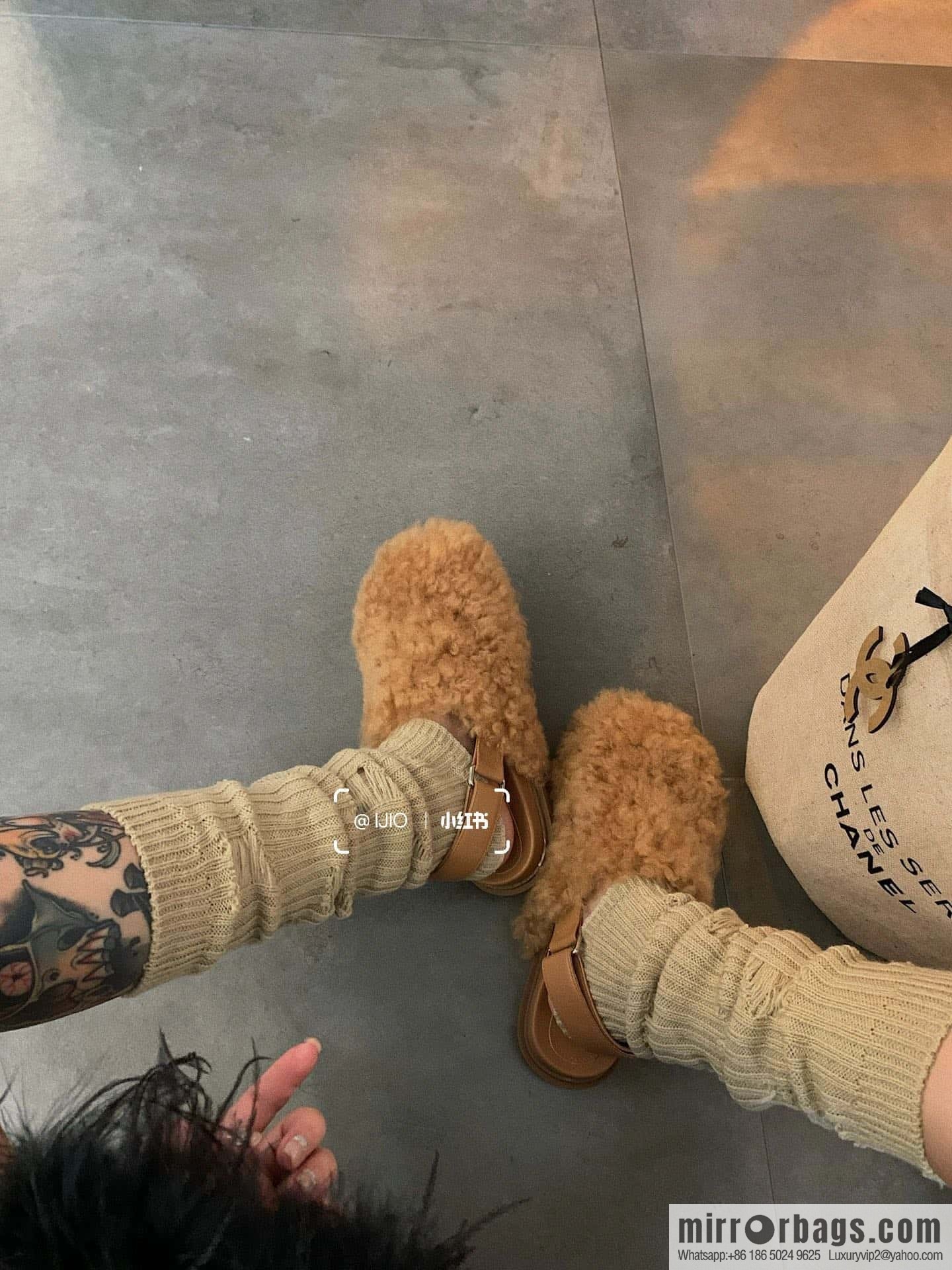 Marni autumn and winter round head fur integrated fluff slippers