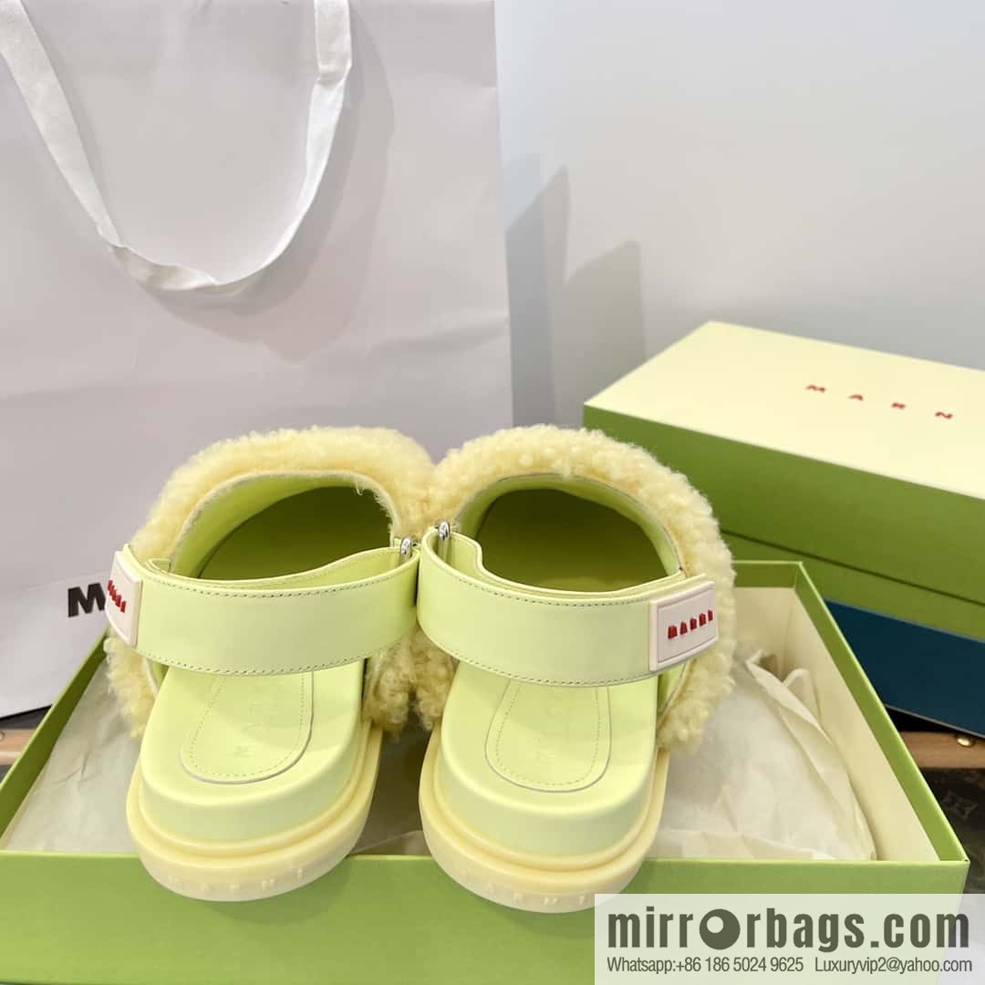Marni autumn and winter round head fur integrated fluff slippers