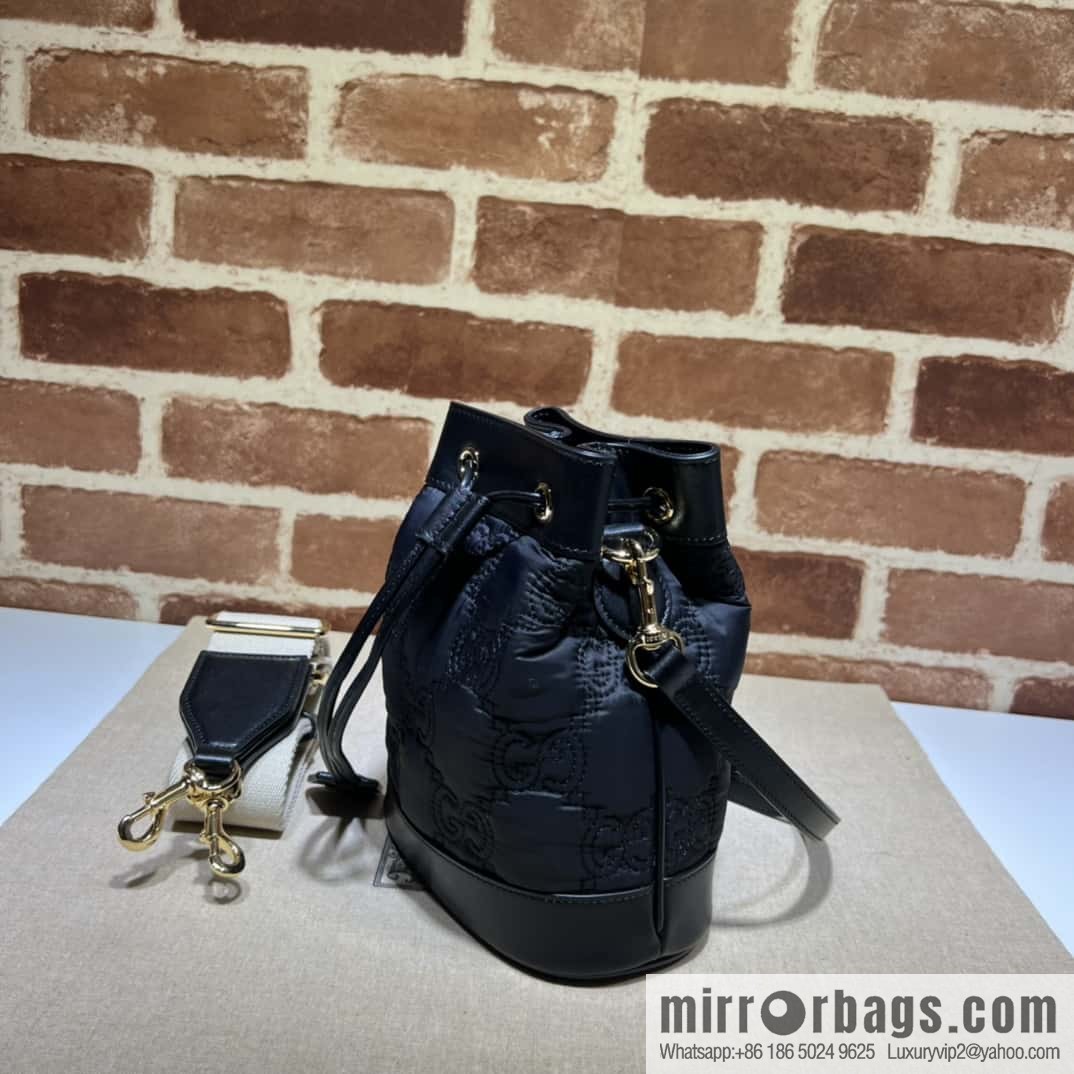 GG Matelassé bucket bag 728231 g nylon
