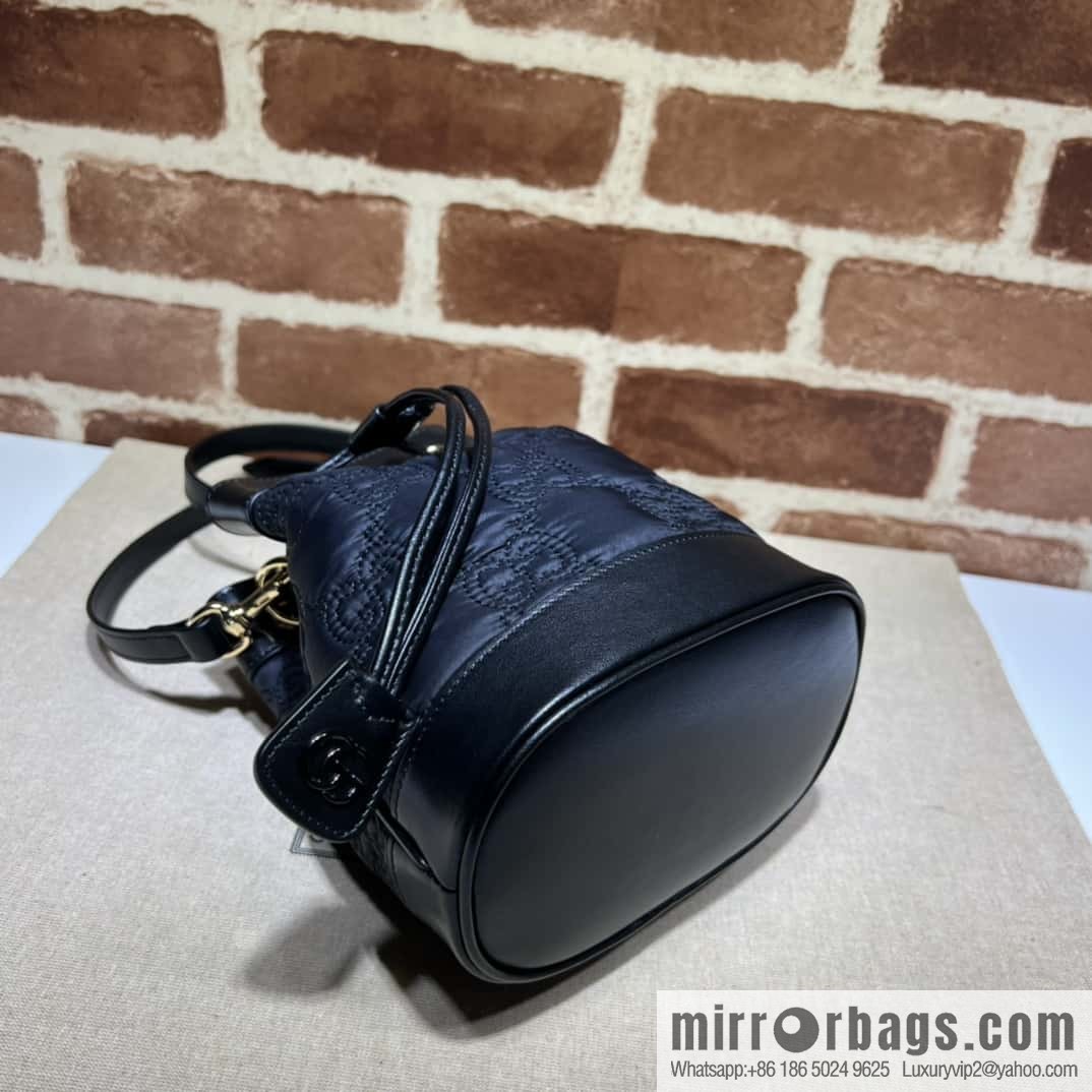 GG Matelassé bucket bag 728231 g nylon