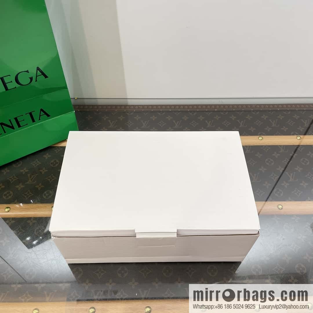 Bottega Veneta wool ballet shoes