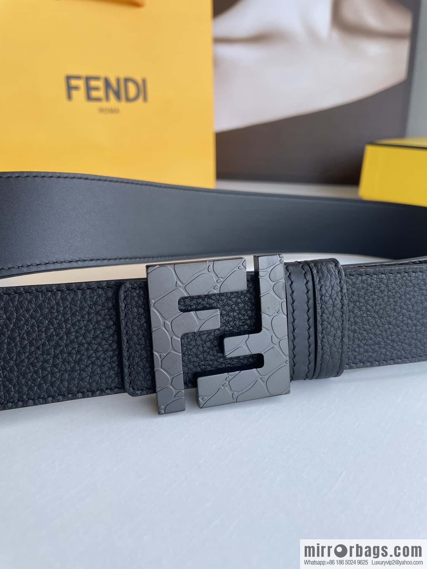 FENDI Fendi, Men's FF pattern metal buckle first layer cowhide double-sided belt 4.0cm