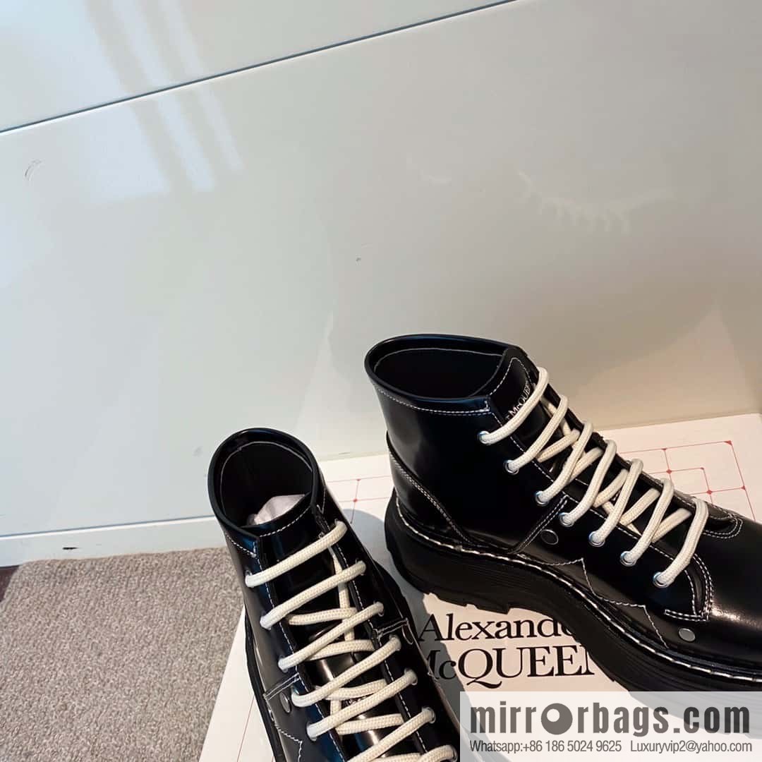 Alexander McQueen, classic Martin boots