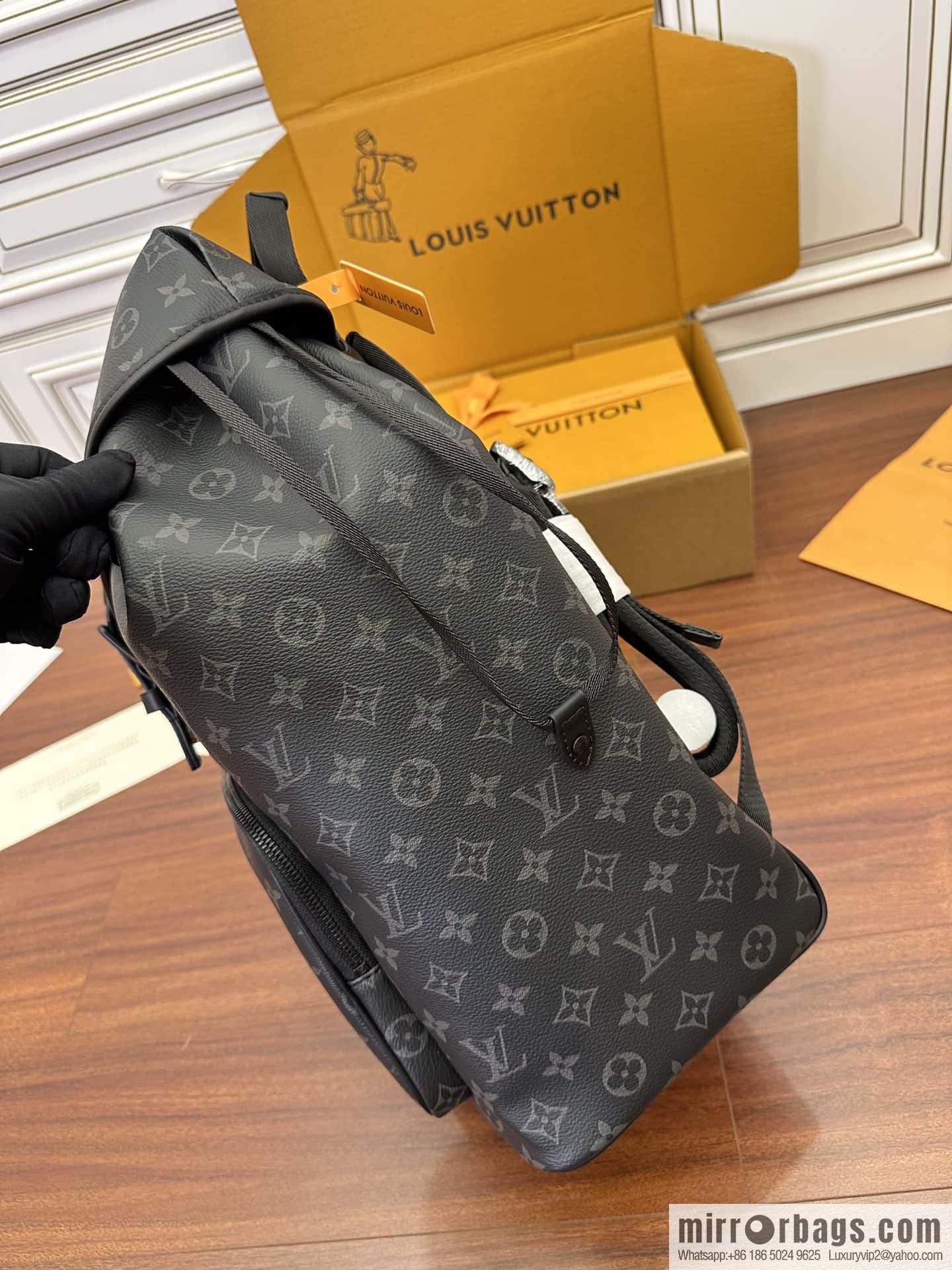 LV M46683 MONTSOURIS backpack