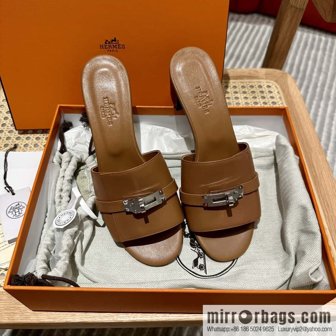 Hermès 2023 latest Kelly buckle heels