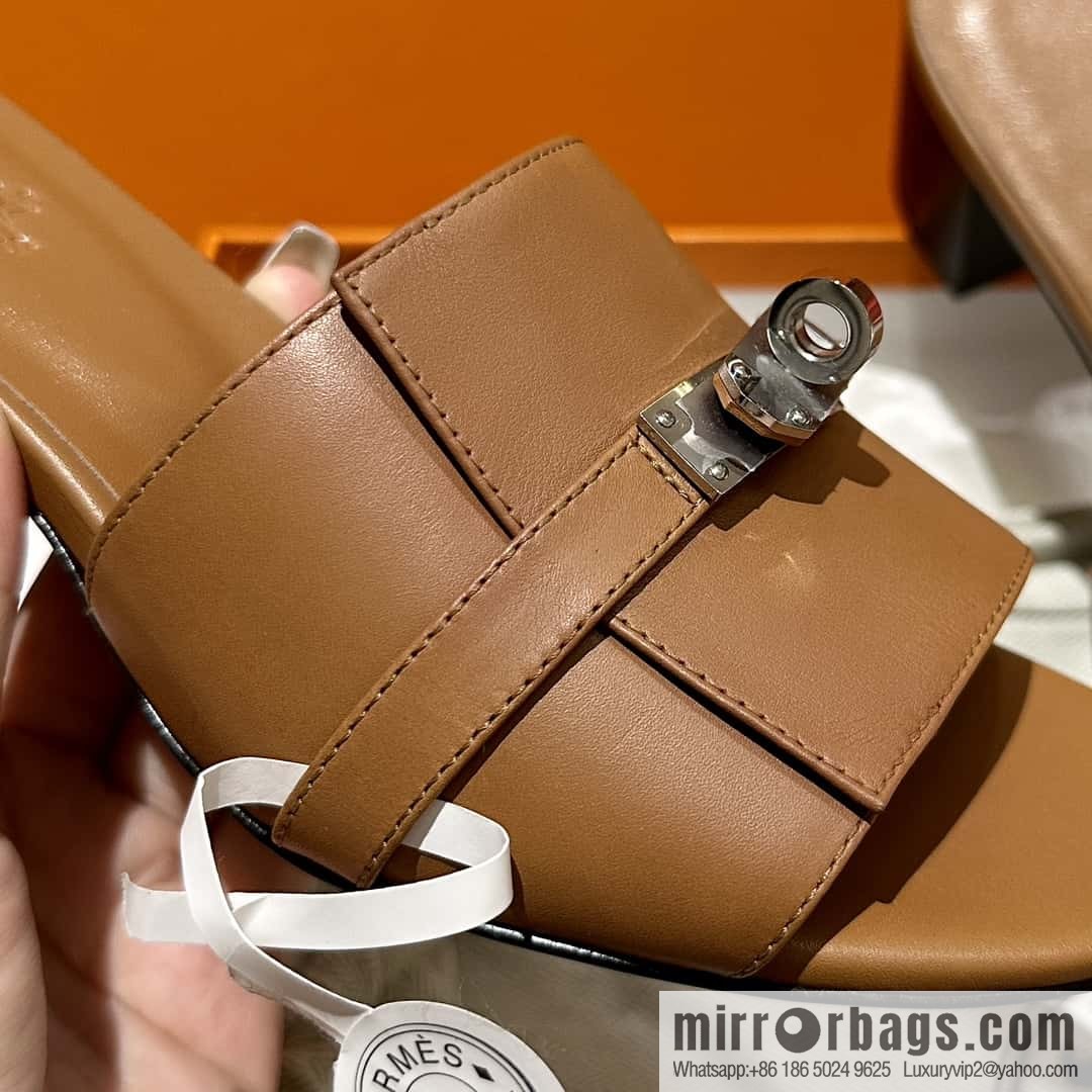 Hermès 2023 latest Kelly buckle heels